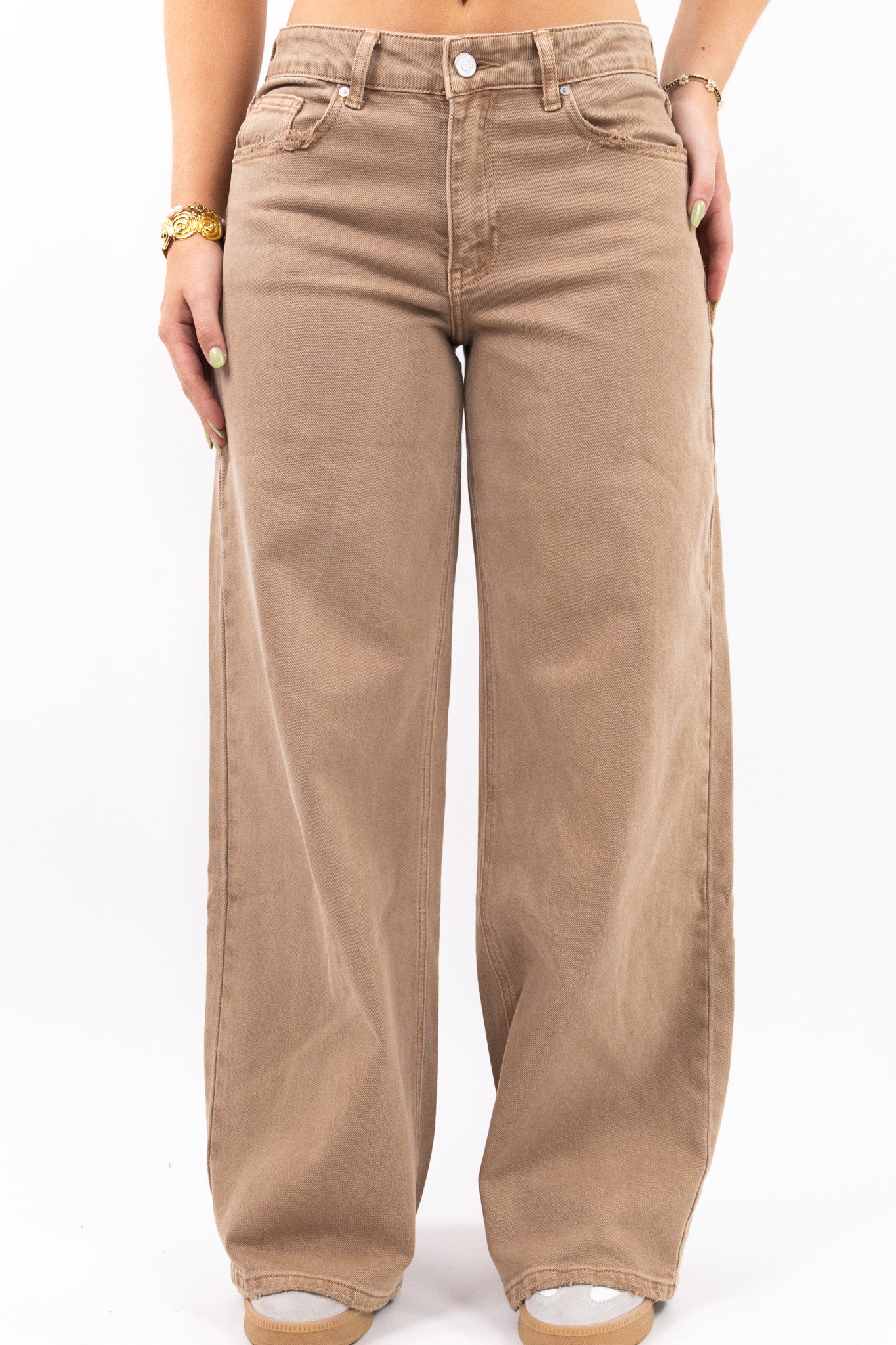 Baggy Fit Wide Leg Jeans - Image 34