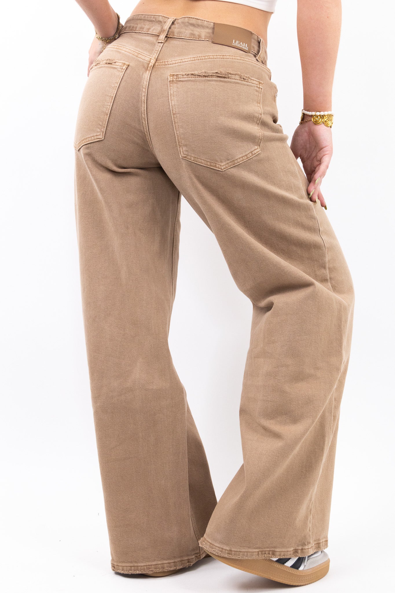 Baggy Fit Wide Leg Jeans - Image 35