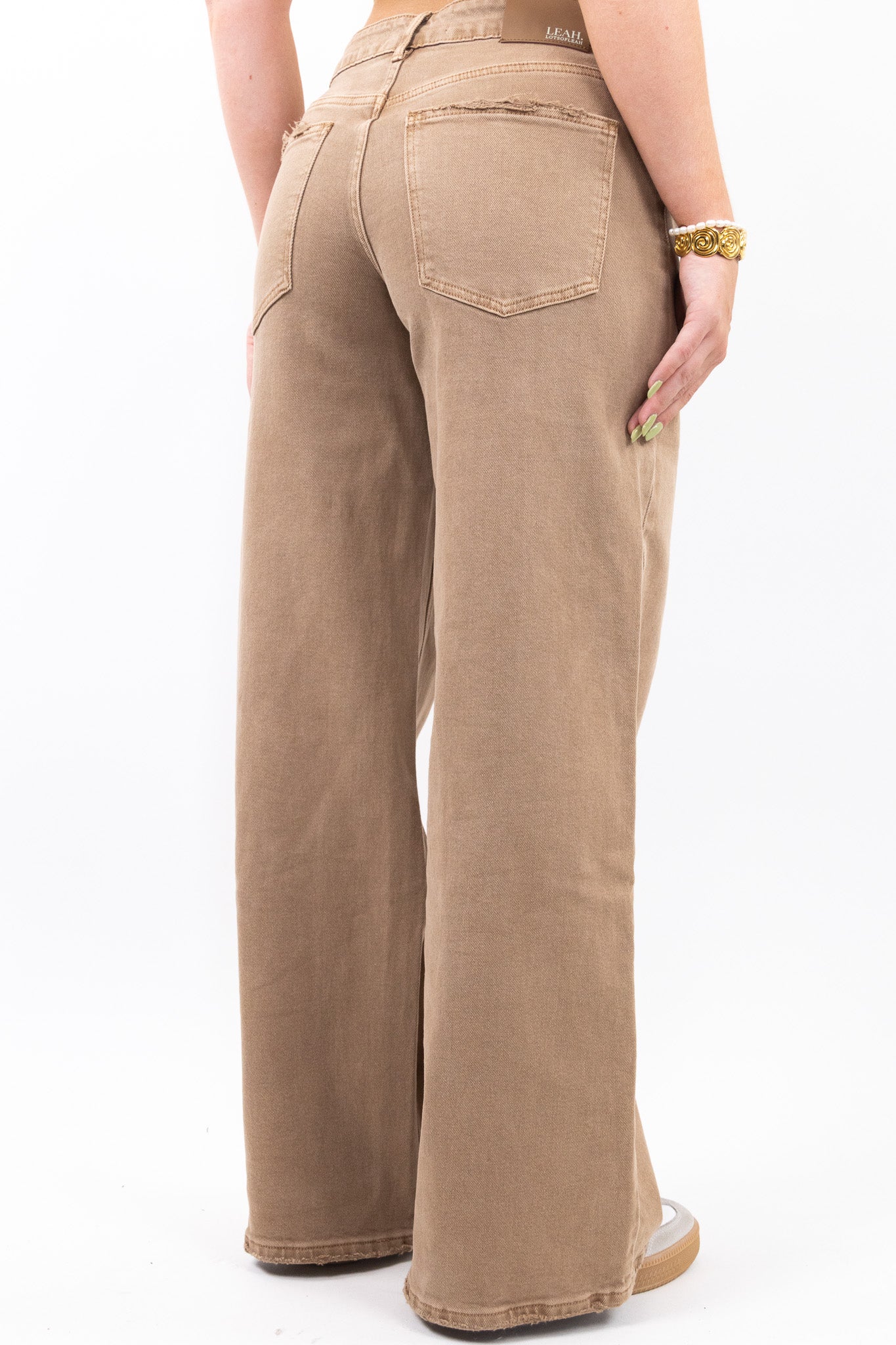Baggy Fit Wide Leg Jeans - Image 36