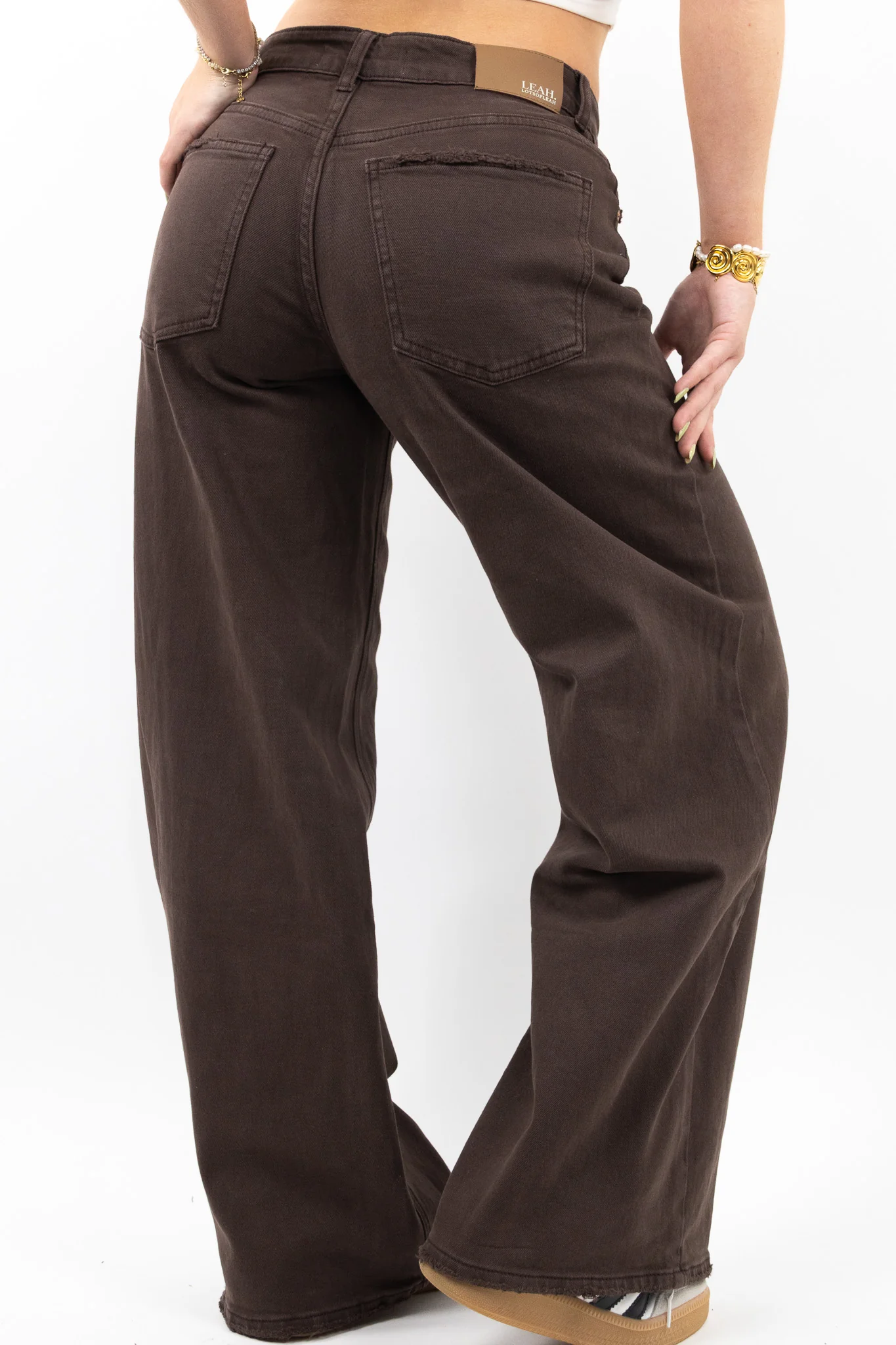 Baggy Fit Wide Leg Jeans - Image 40