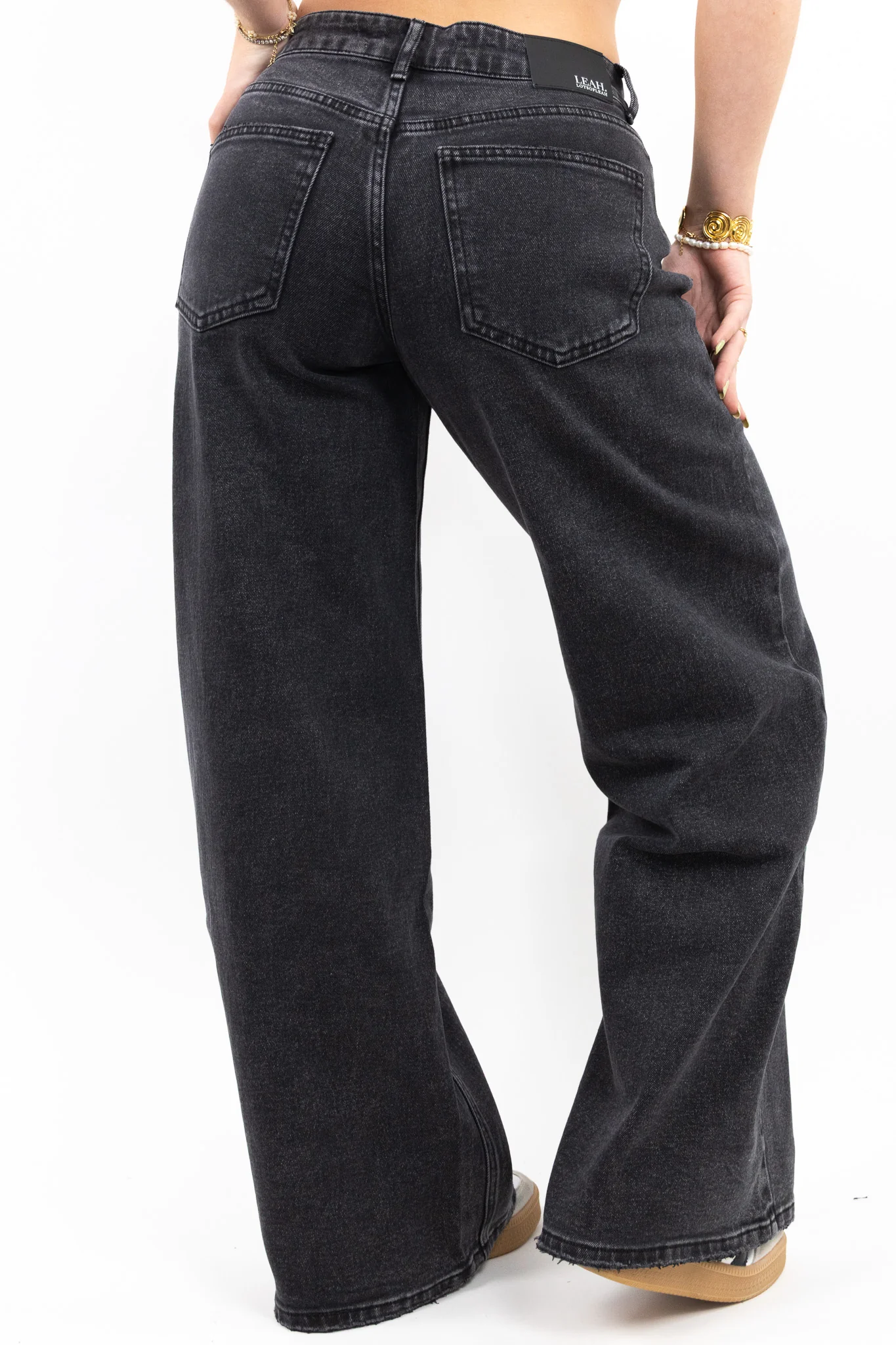 Baggy Fit Wide Leg Jeans - Image 44