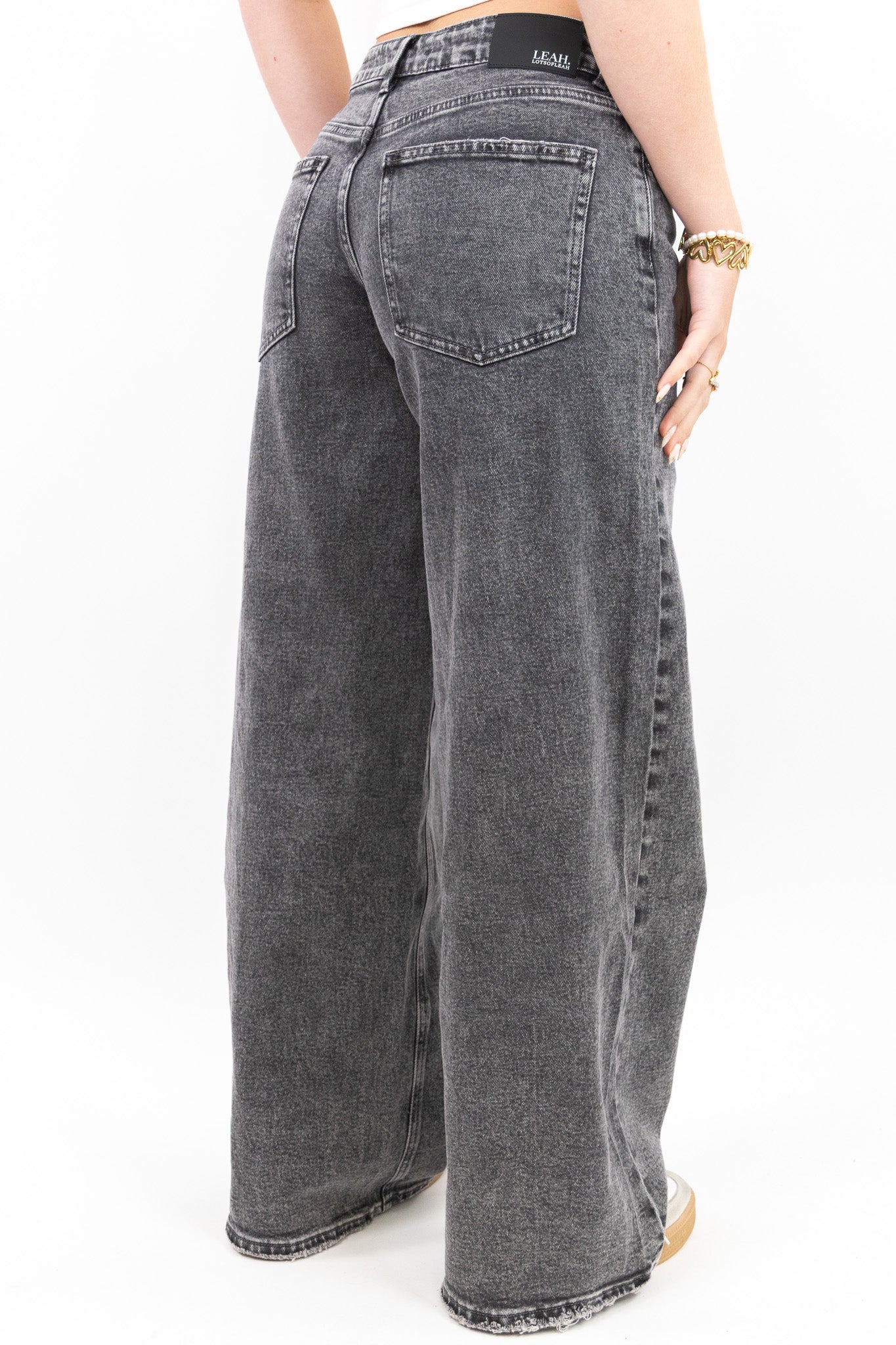 Baggy Fit Wide Leg Jeans - Image 47