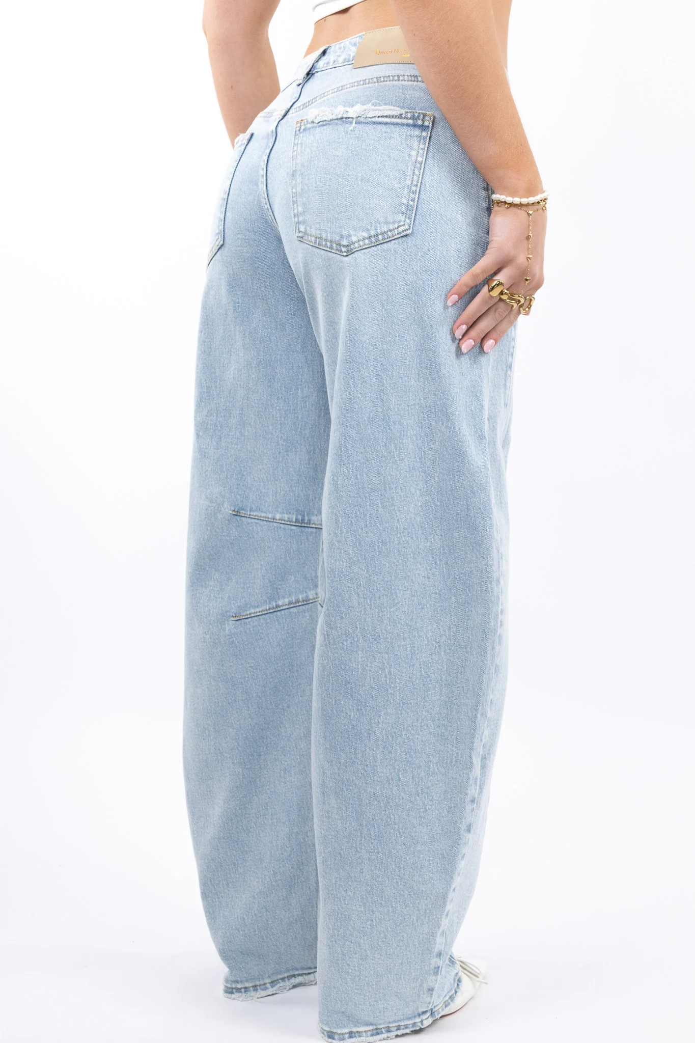 Balloon Fit Jeans - Image 11