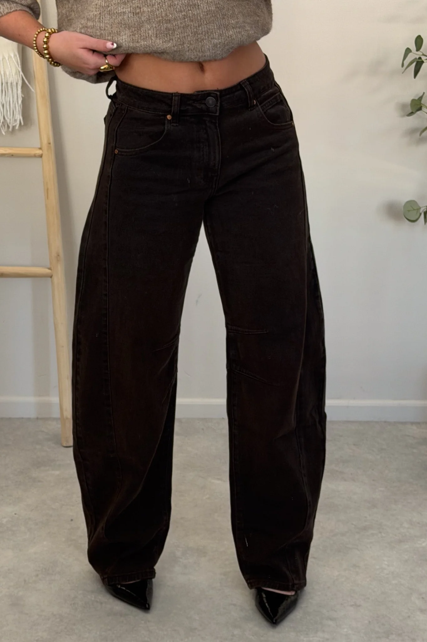 Balloon Fit Jeans - Image 7