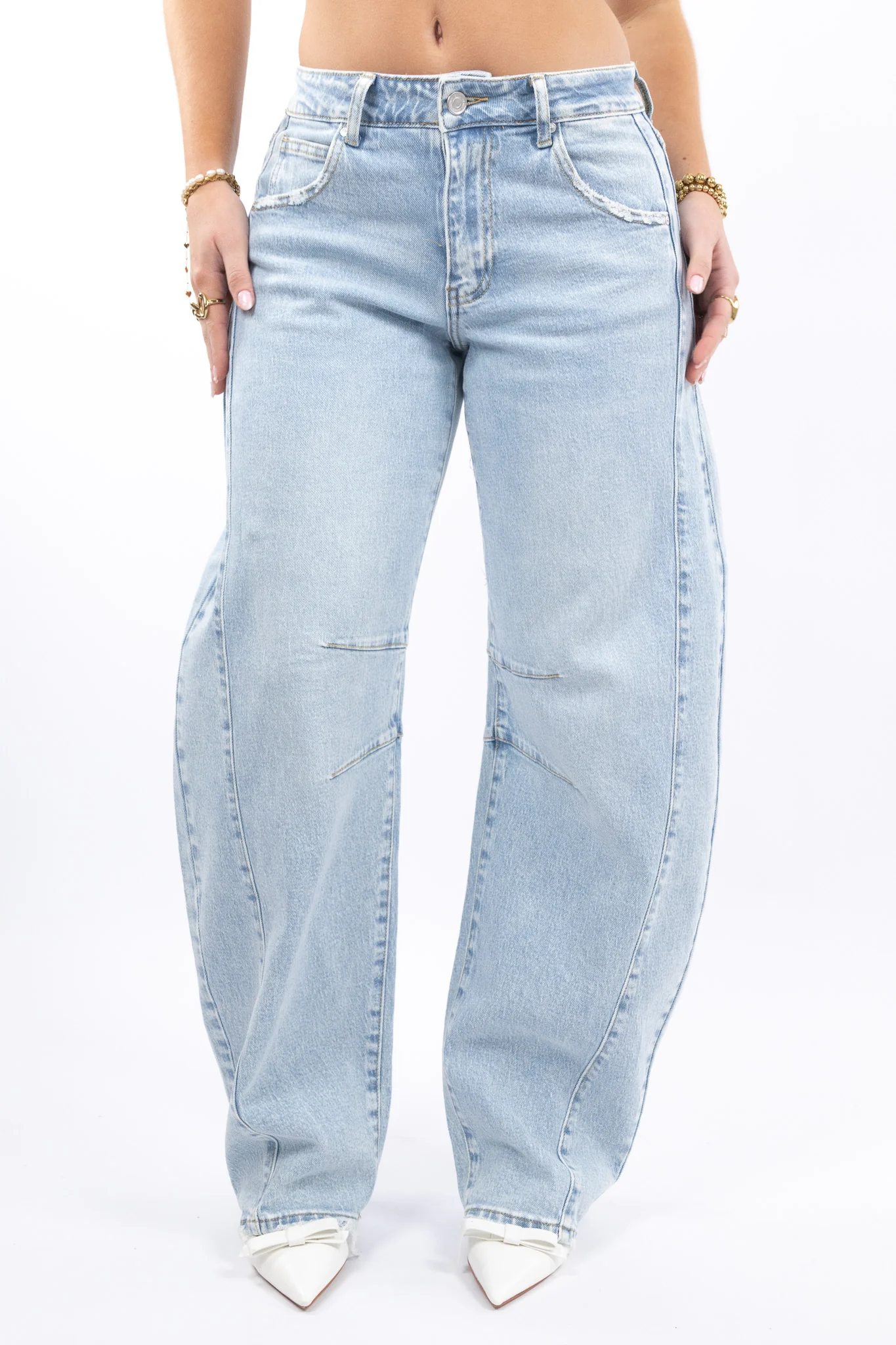 Balloon Fit Jeans - Image 9