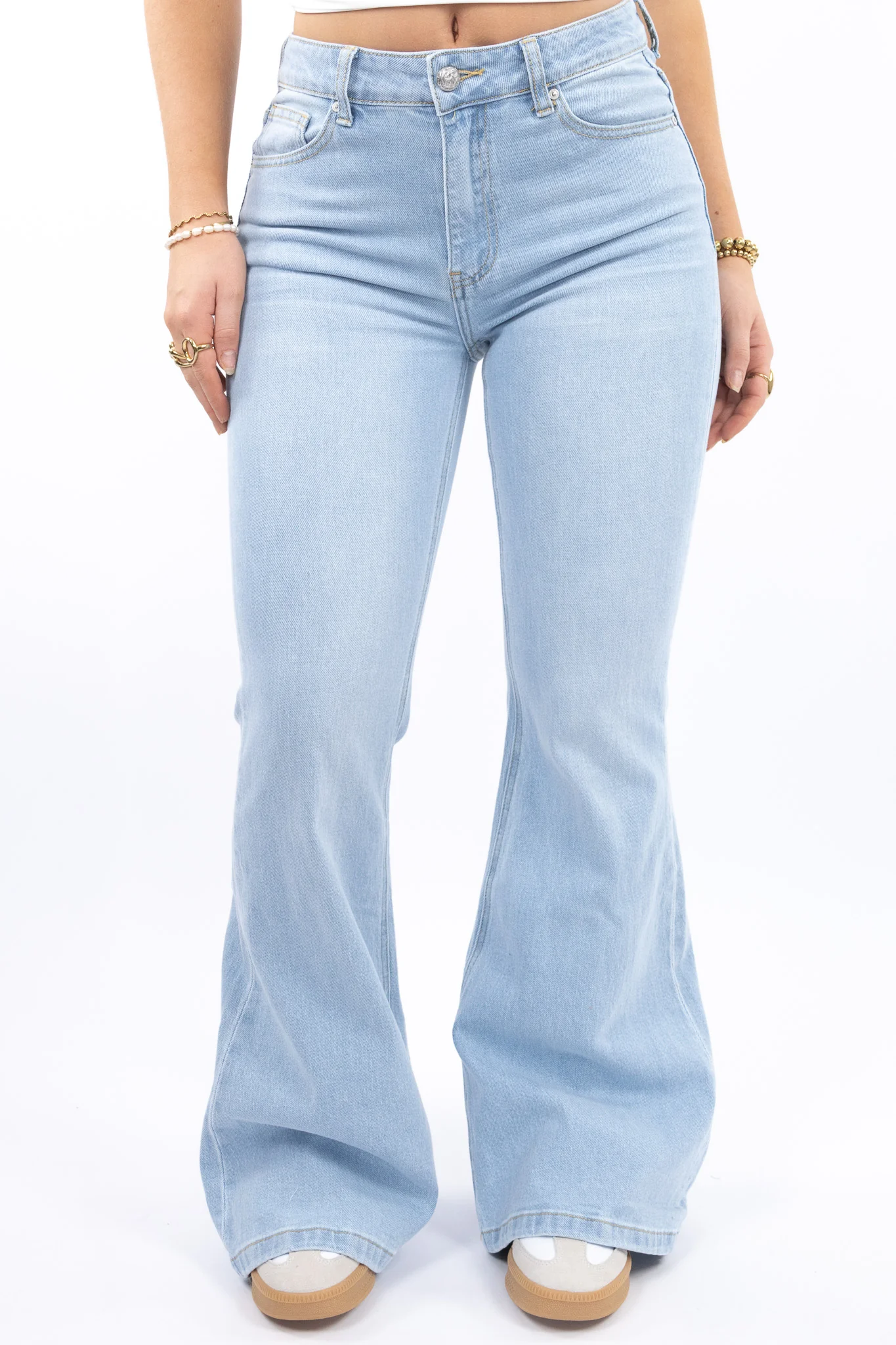 Bobby Flared Jeans - Image 7