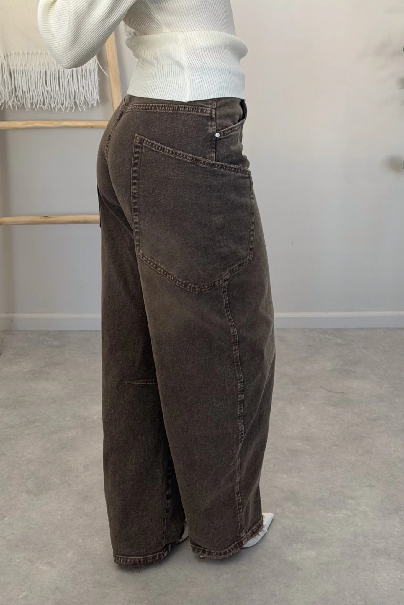 Brooklyn Cargo Balloon Jeans - Image 25