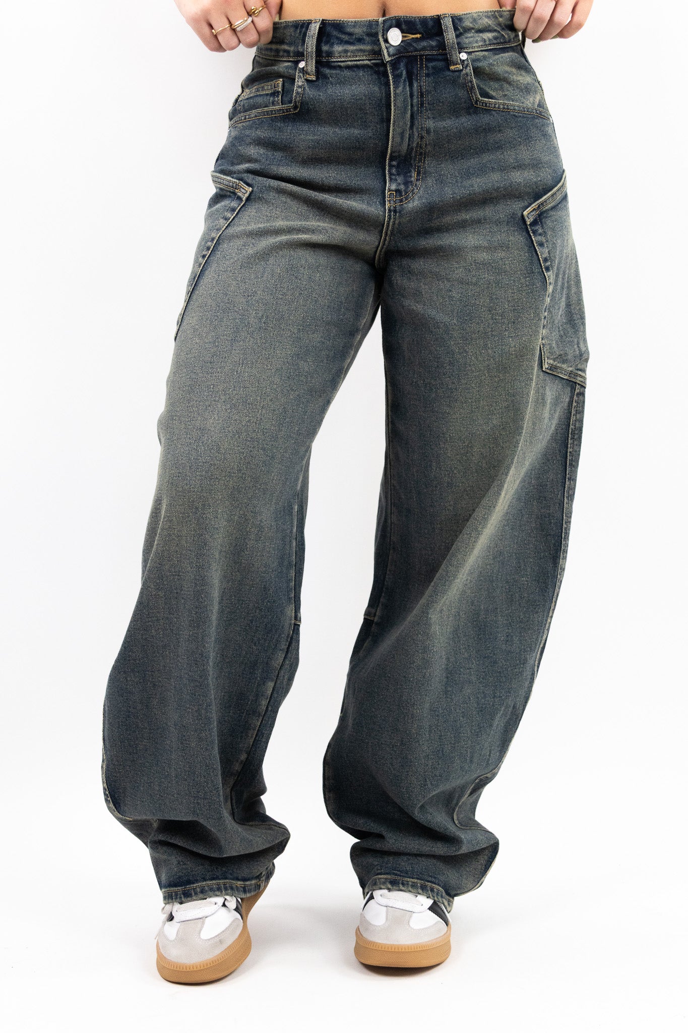 Brooklyn Cargo Balloon Jeans - Image 39