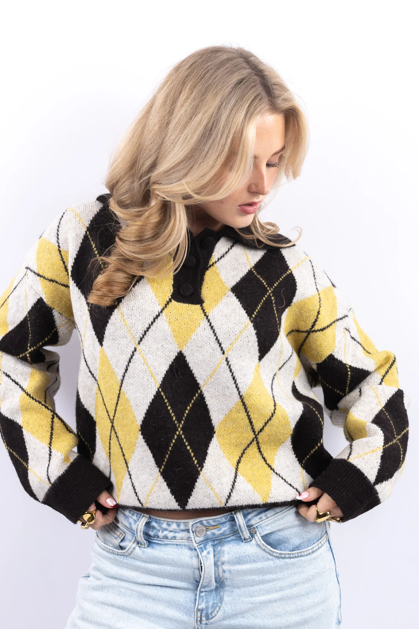 Buttoned Argyle Knit - Image 3