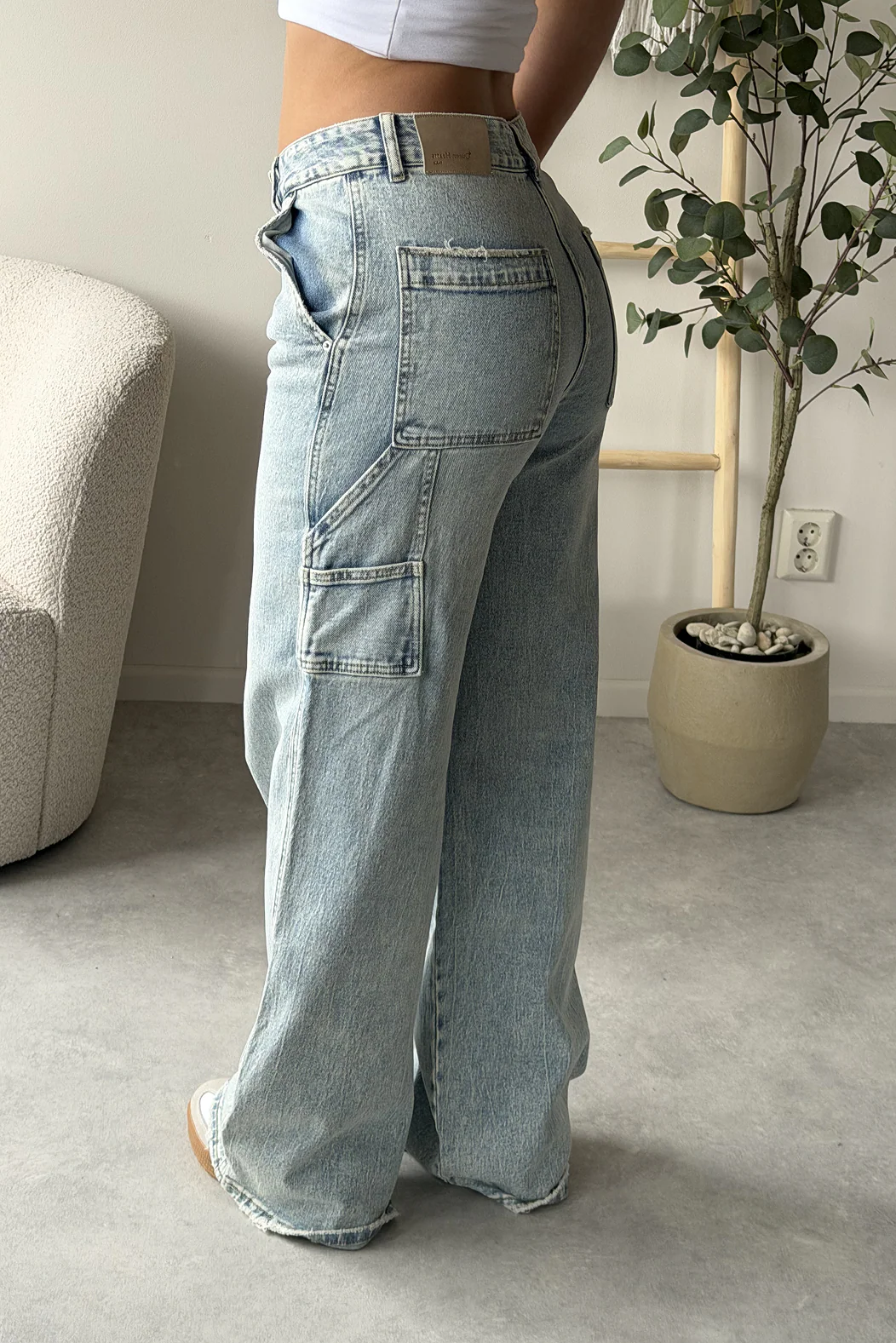Carpenter Wide Leg Jeans - Image 2