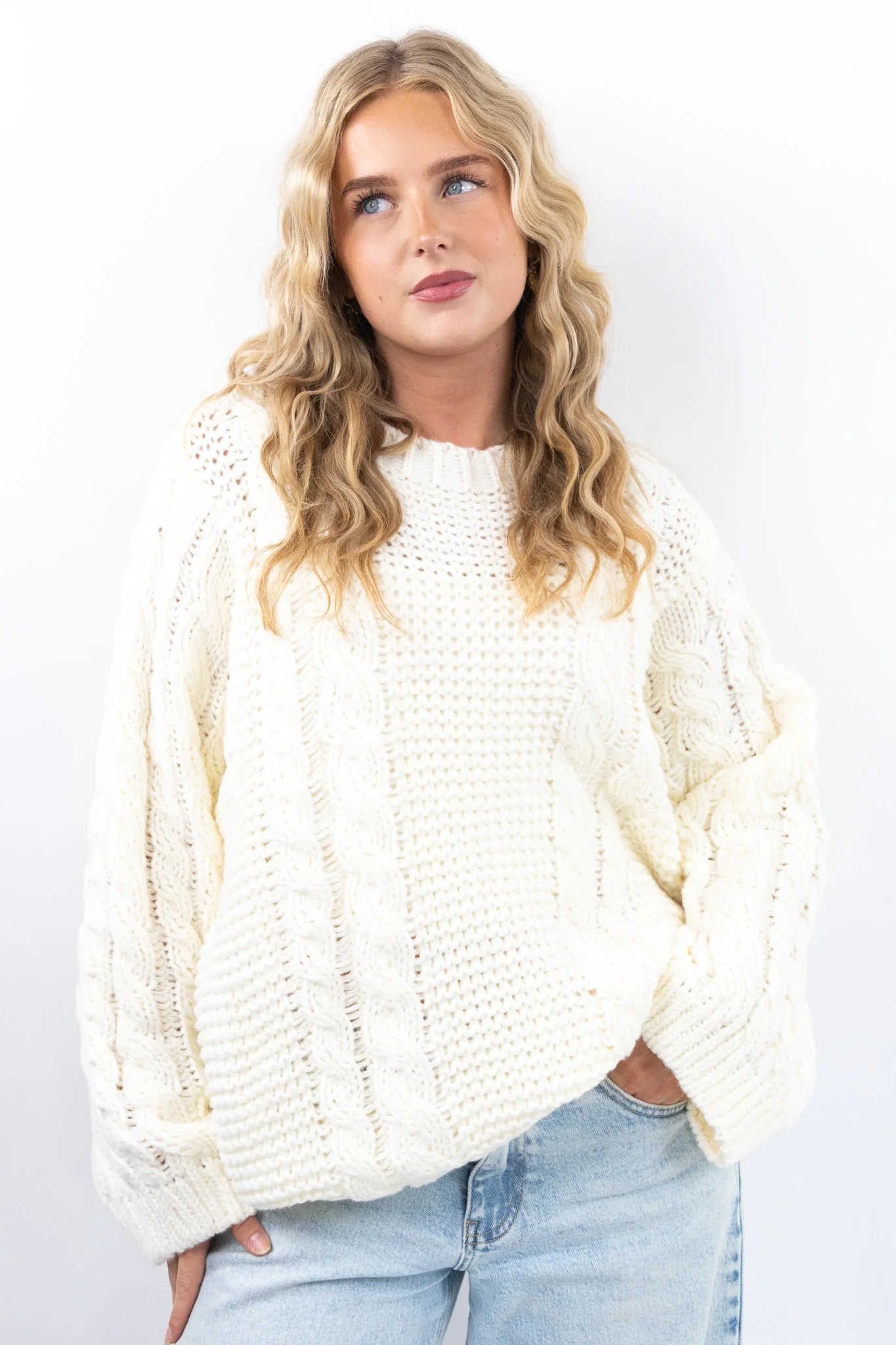 Chunky Cable Knit Sweater - Image 5