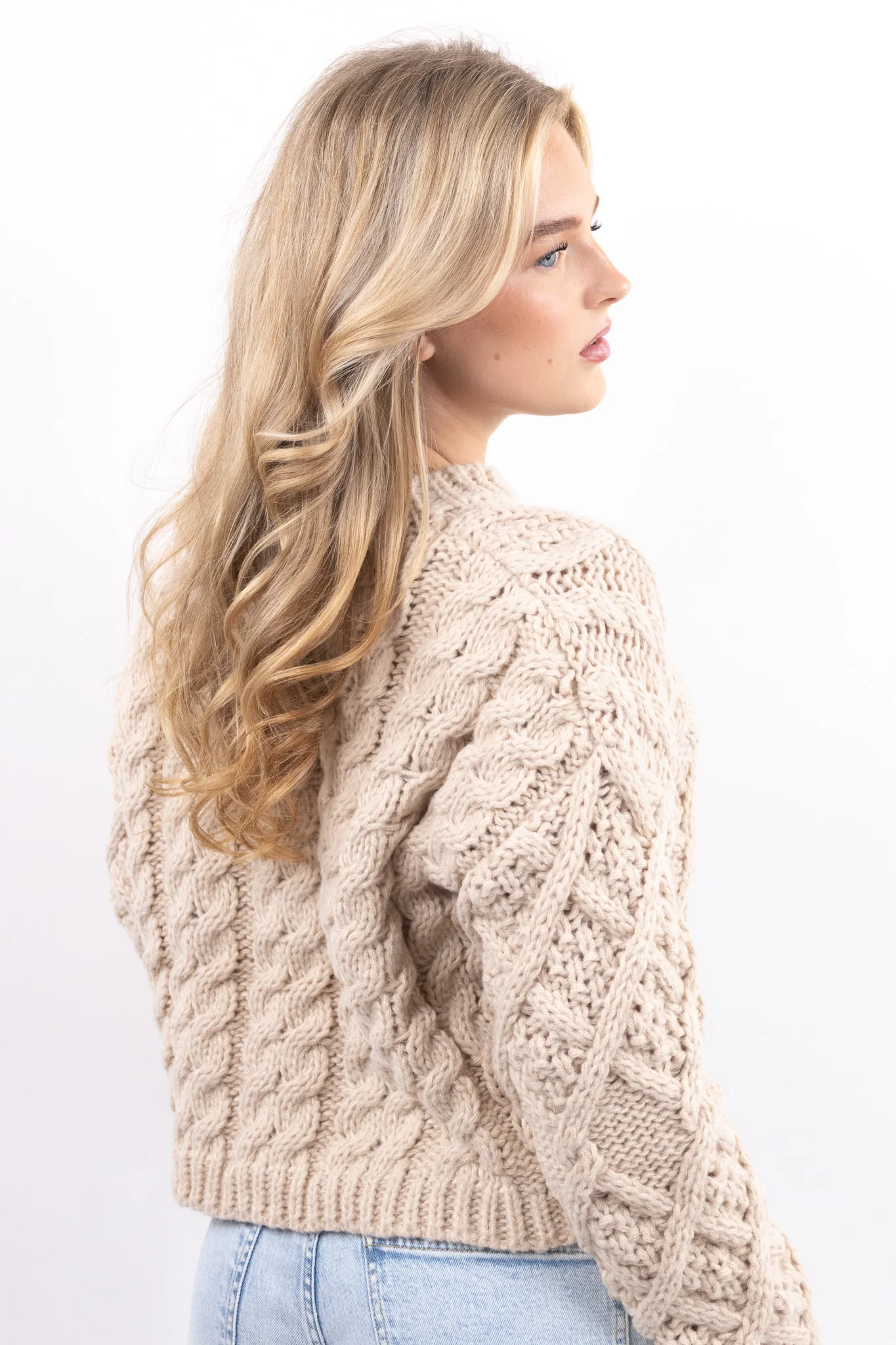 Chunky Knit - Image 15