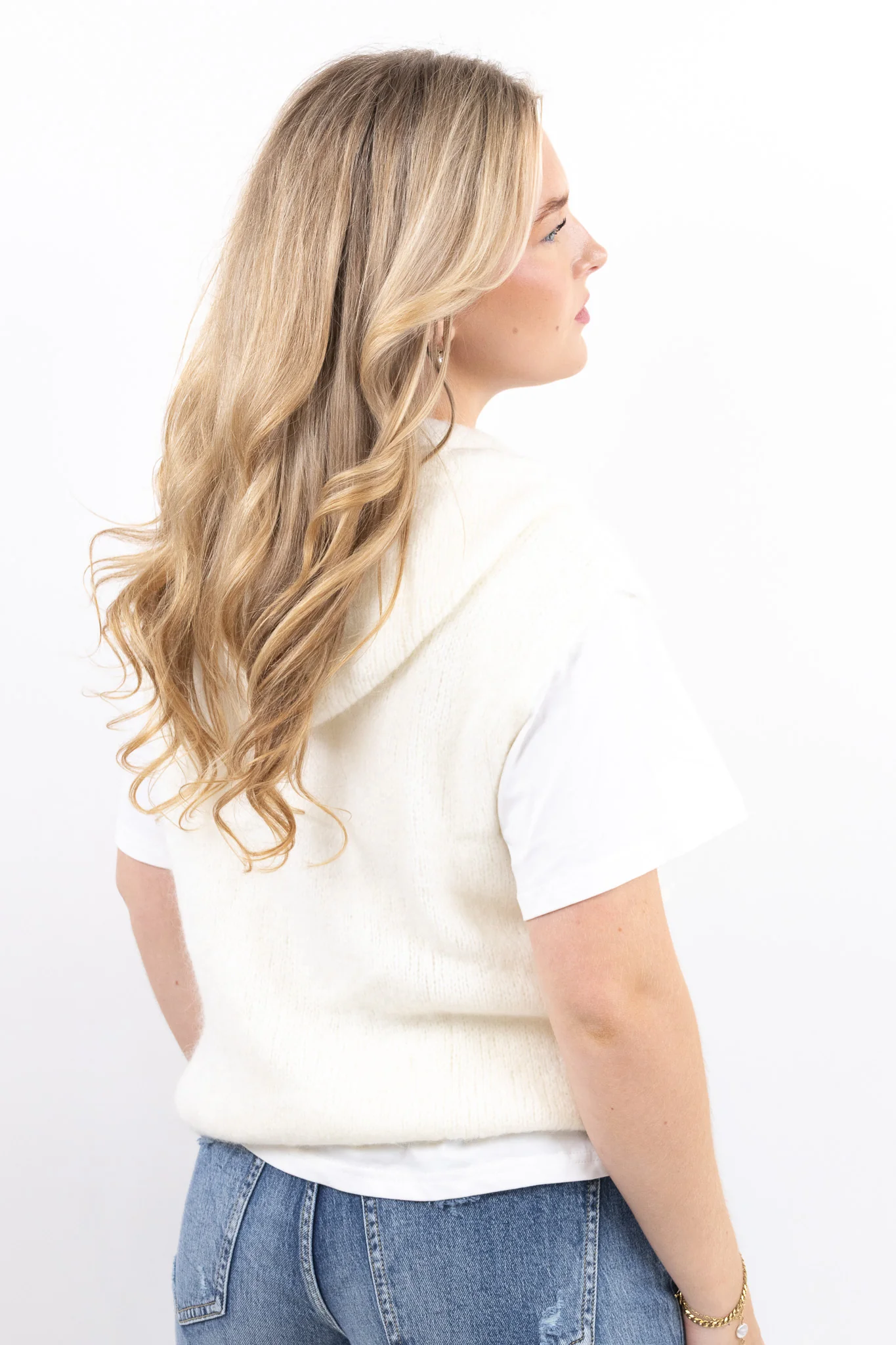 Comfy Hooded Knit Vest - Image 11