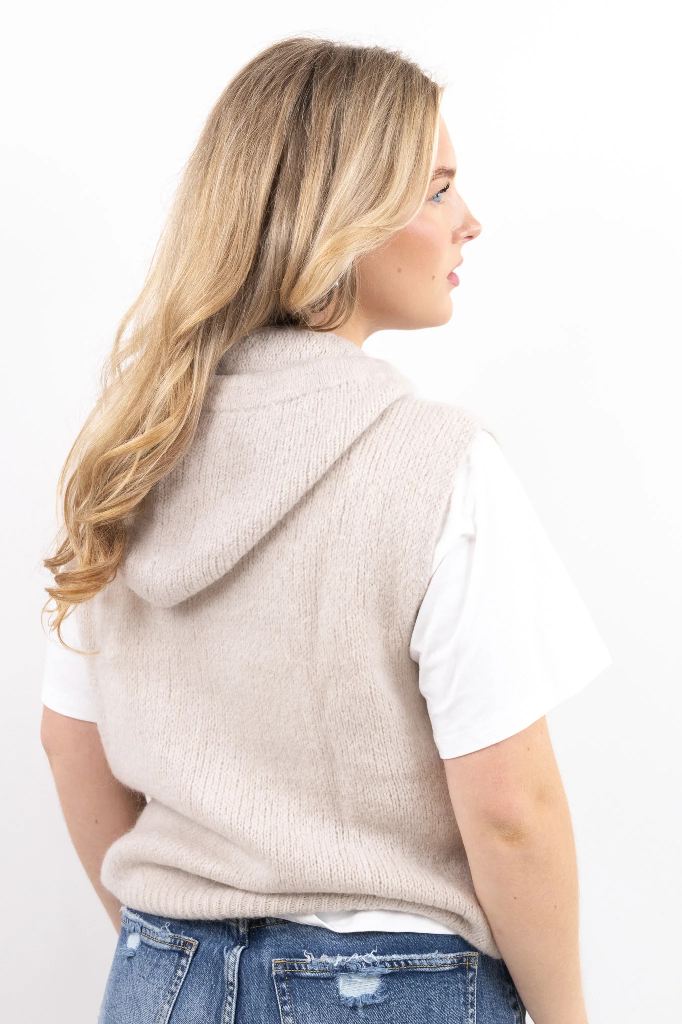 Comfy Hooded Knit Vest - Image 3