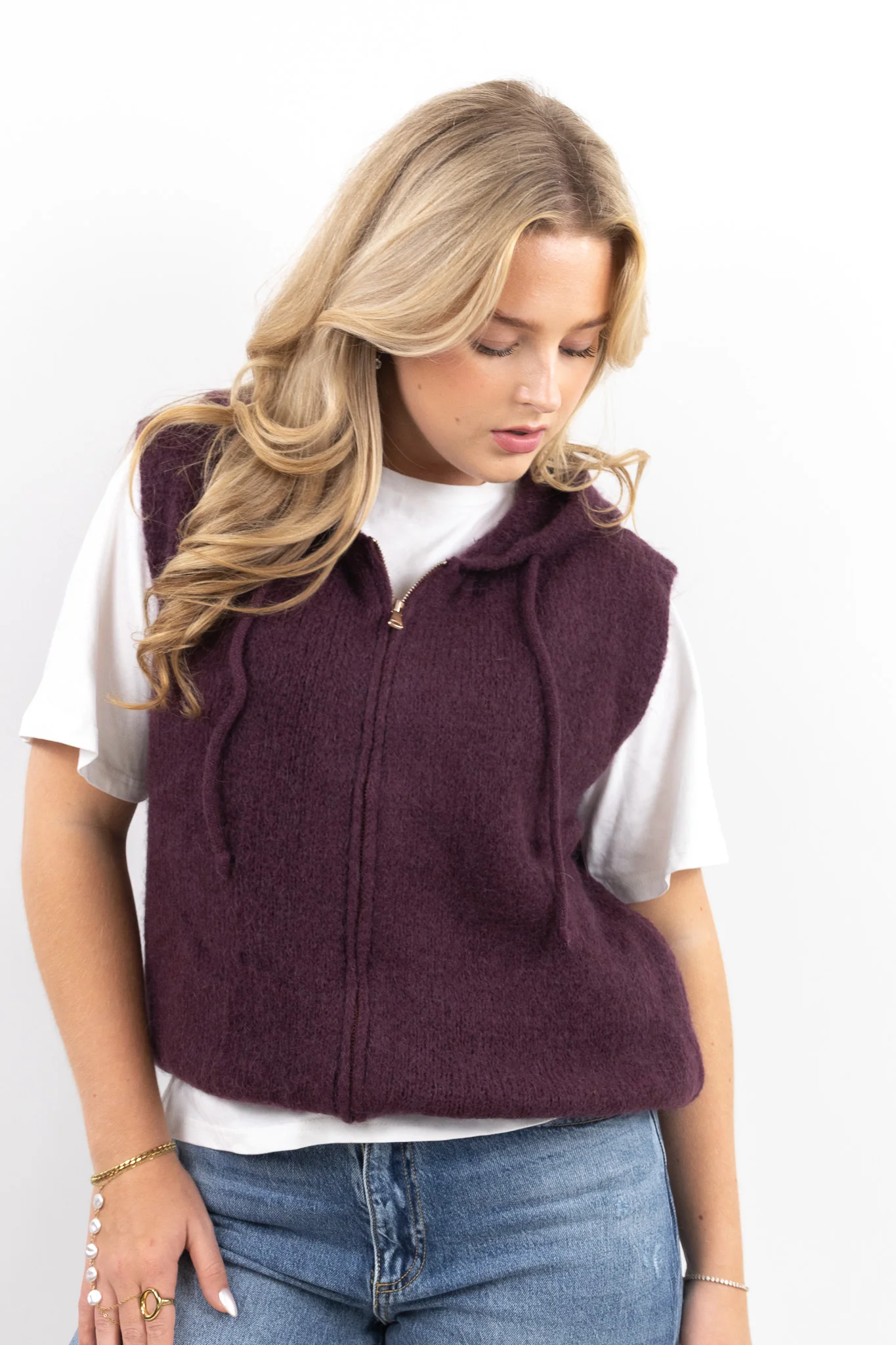 Comfy Hooded Knit Vest - Image 7
