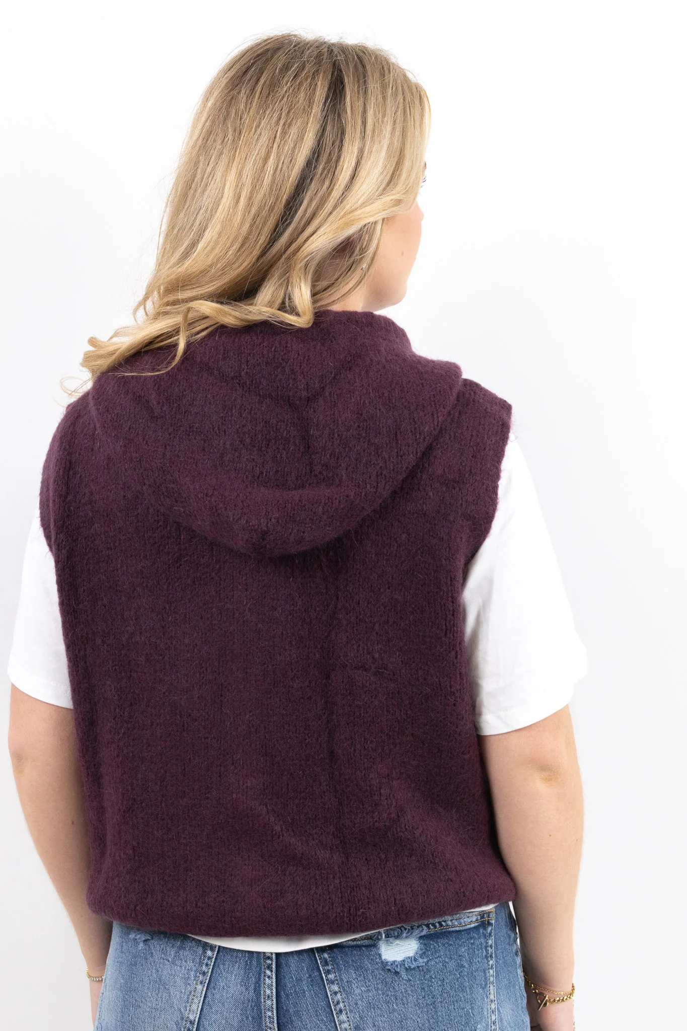 Comfy Hooded Knit Vest - Image 9