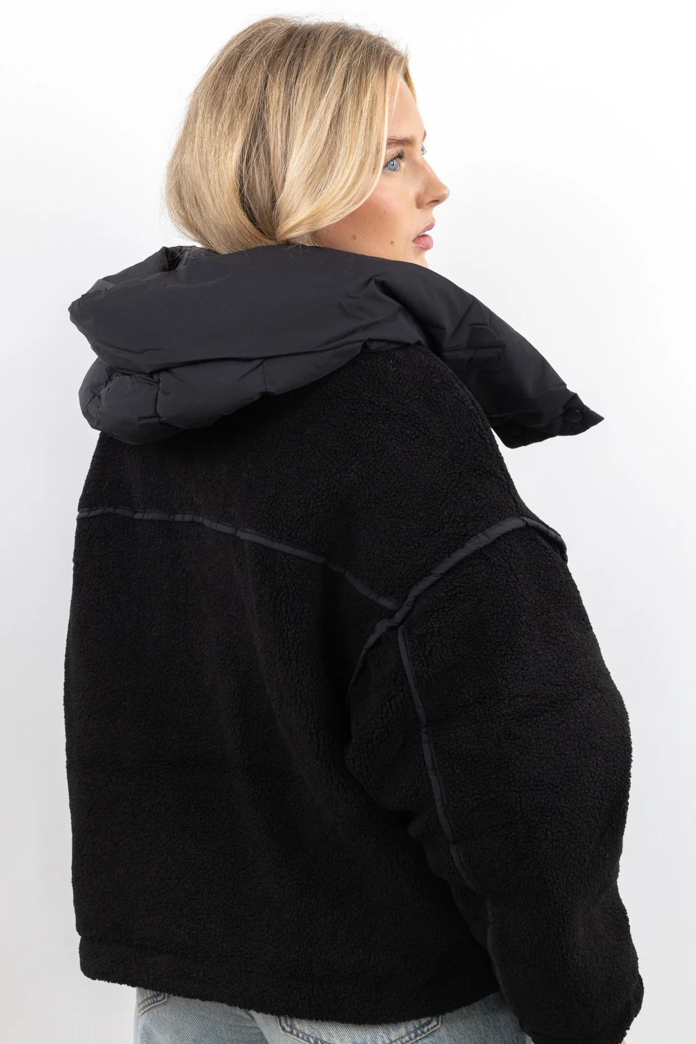 Cozy Teddy Jacket - Image 10