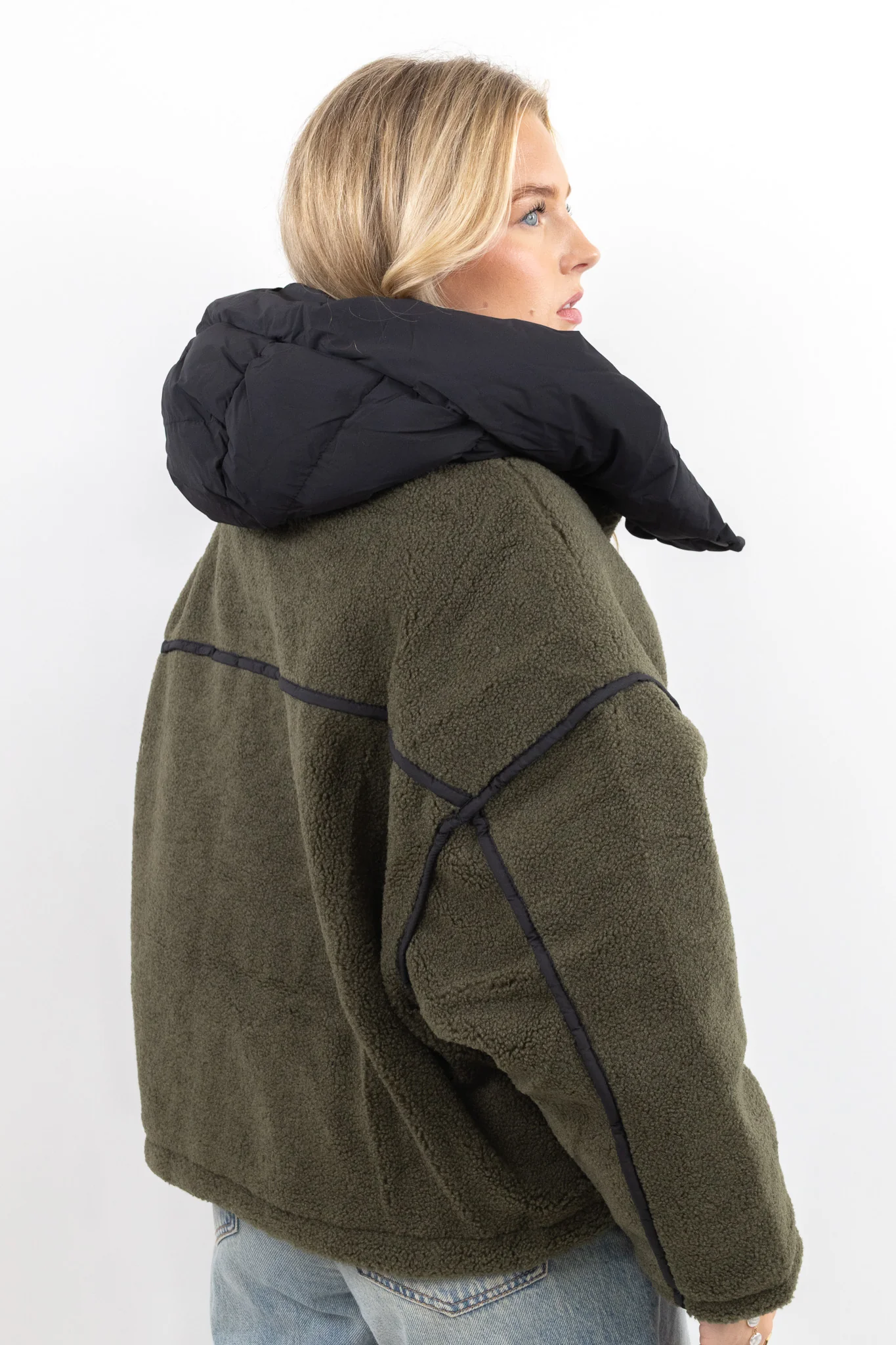 Cozy Teddy Jacket - Image 5