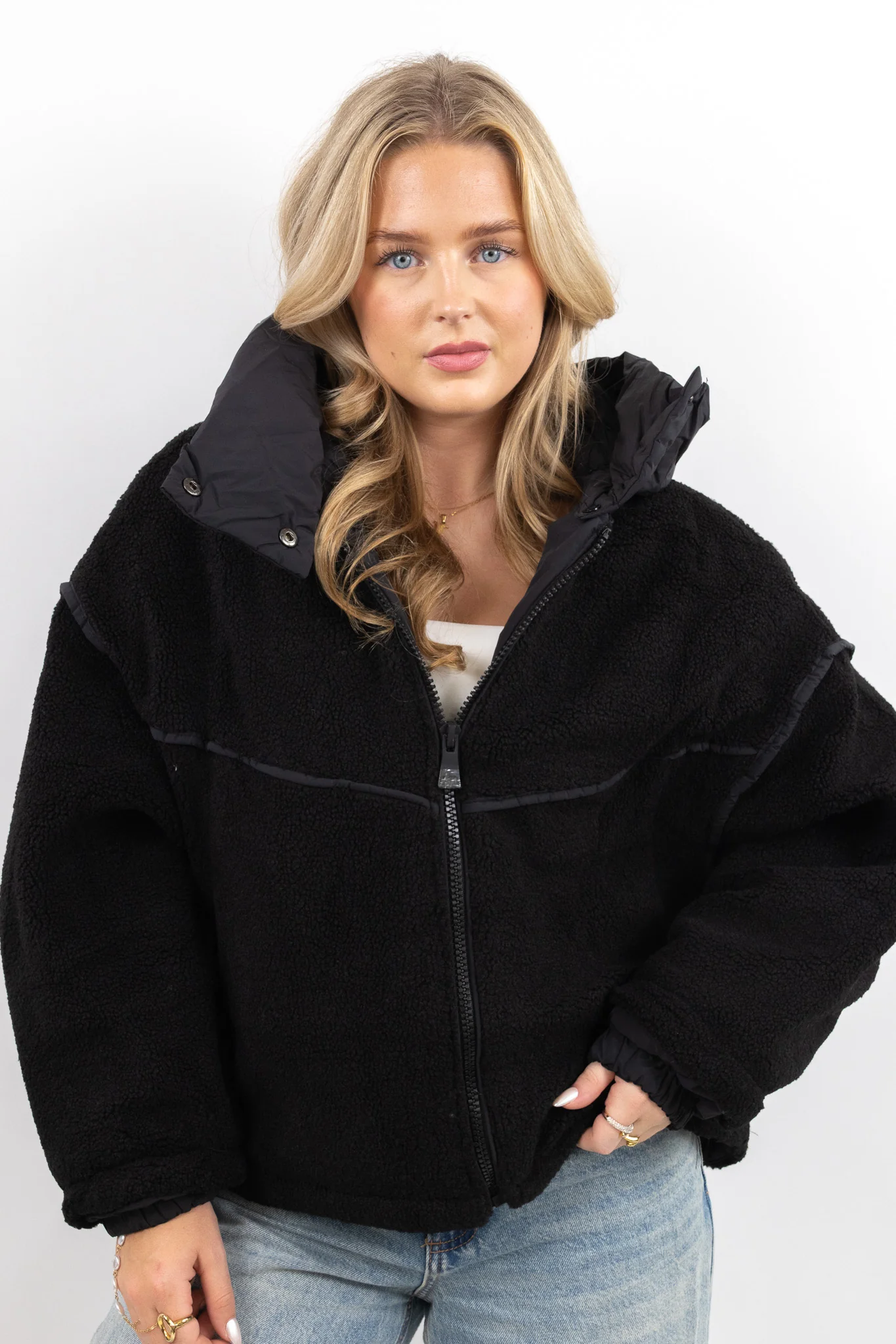 Cozy Teddy Jacket - Image 9