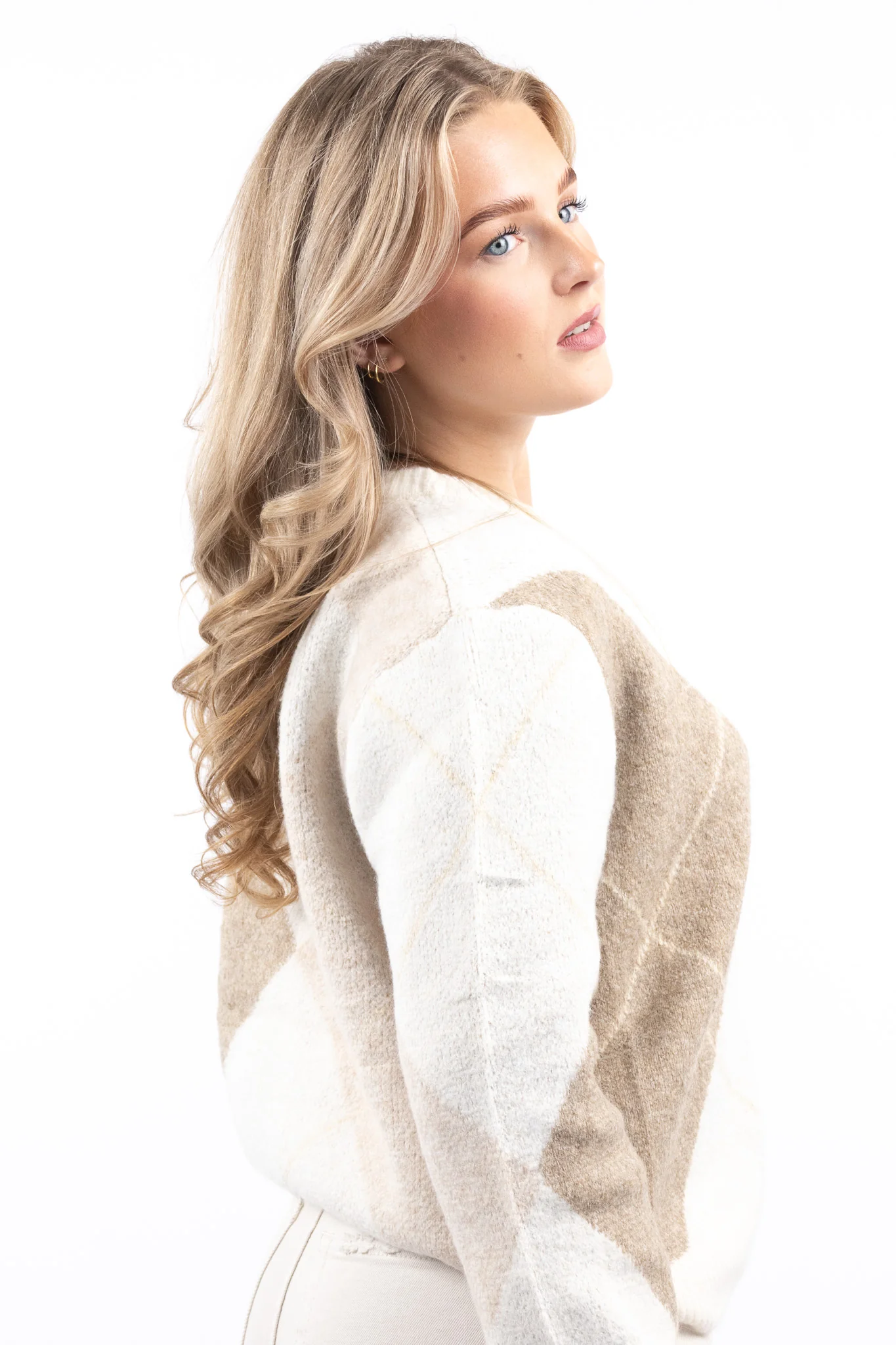 Crew Neck Argyle Cardigan - Image 3