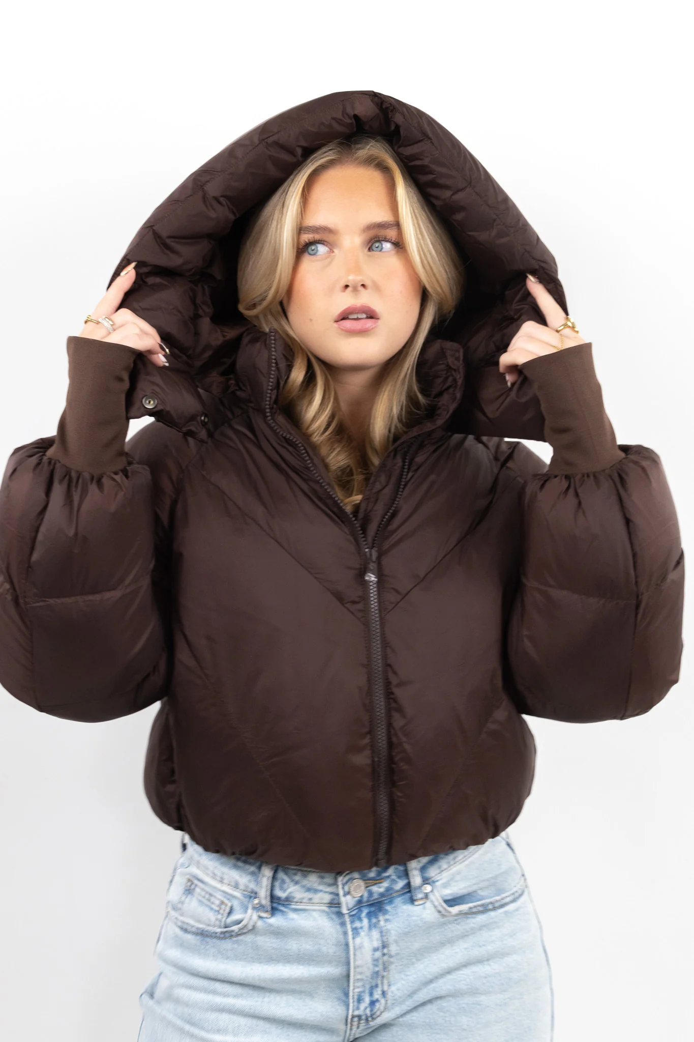 Cropped Puffer Jacket - Image 11