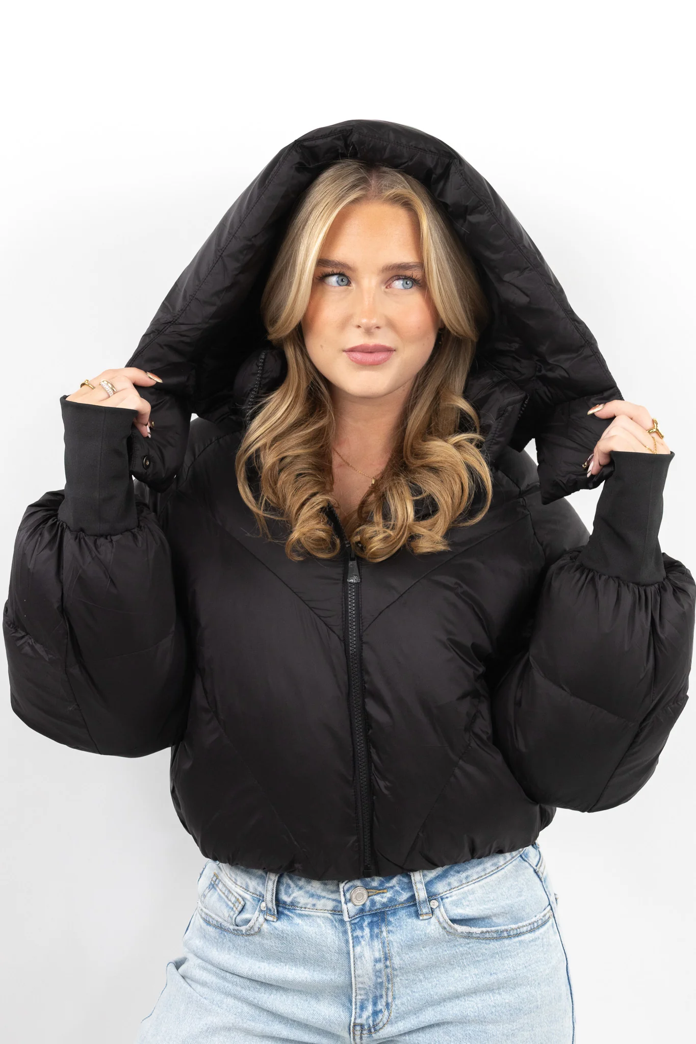 Cropped Puffer Jacket - Image 14