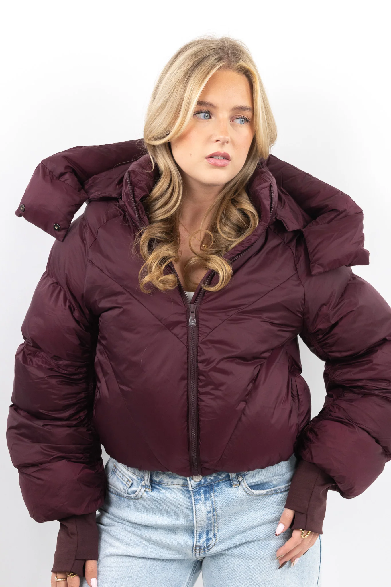 Cropped Puffer Jacket - Image 6
