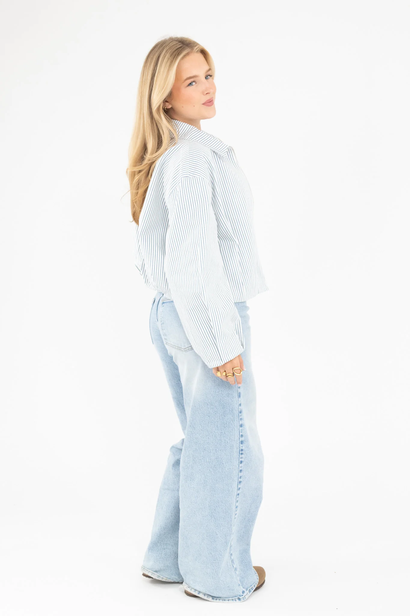 Cropped Stripe Jacket - Image 6