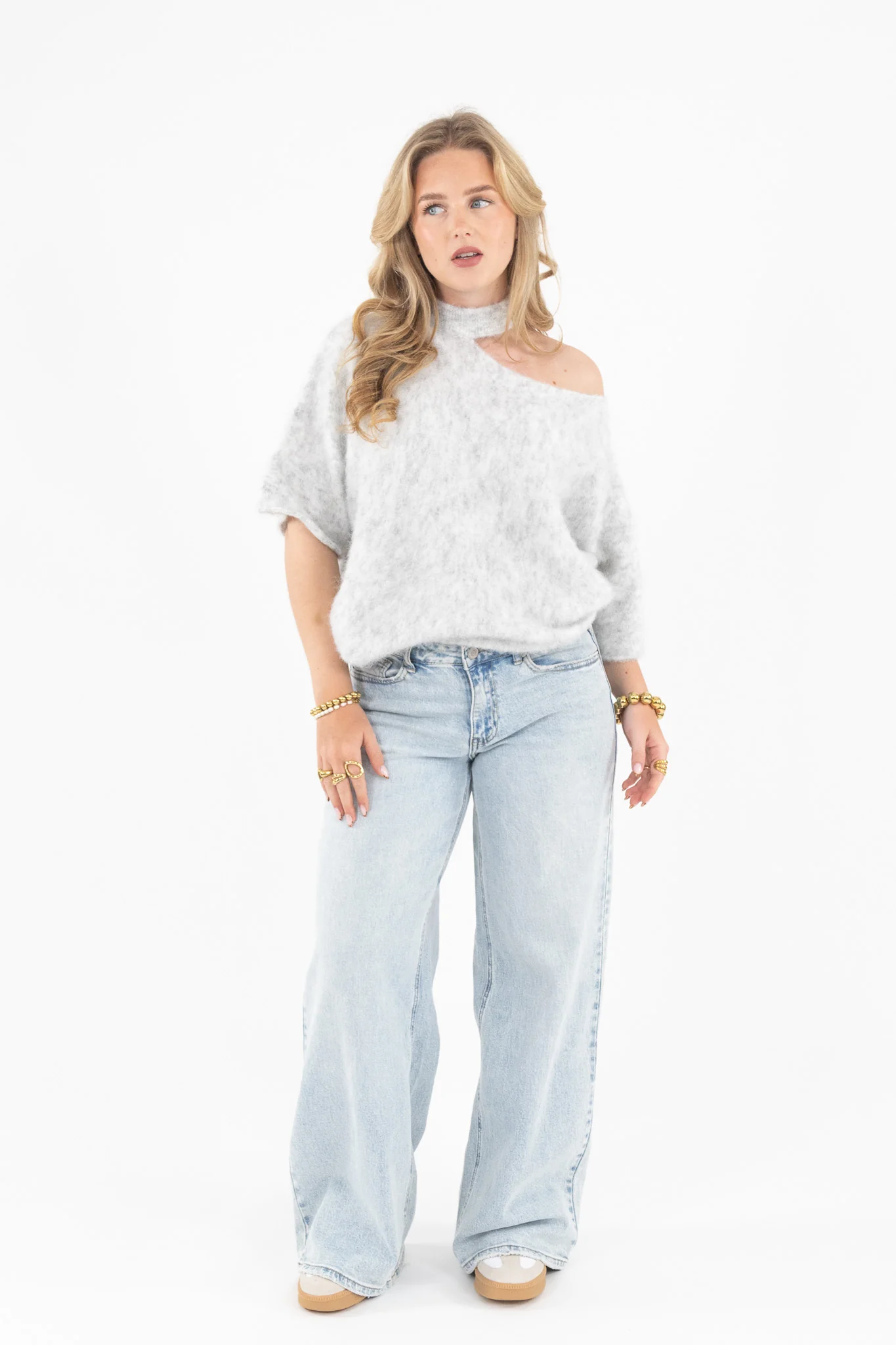Cut Out Shoulder Knit - Image 10