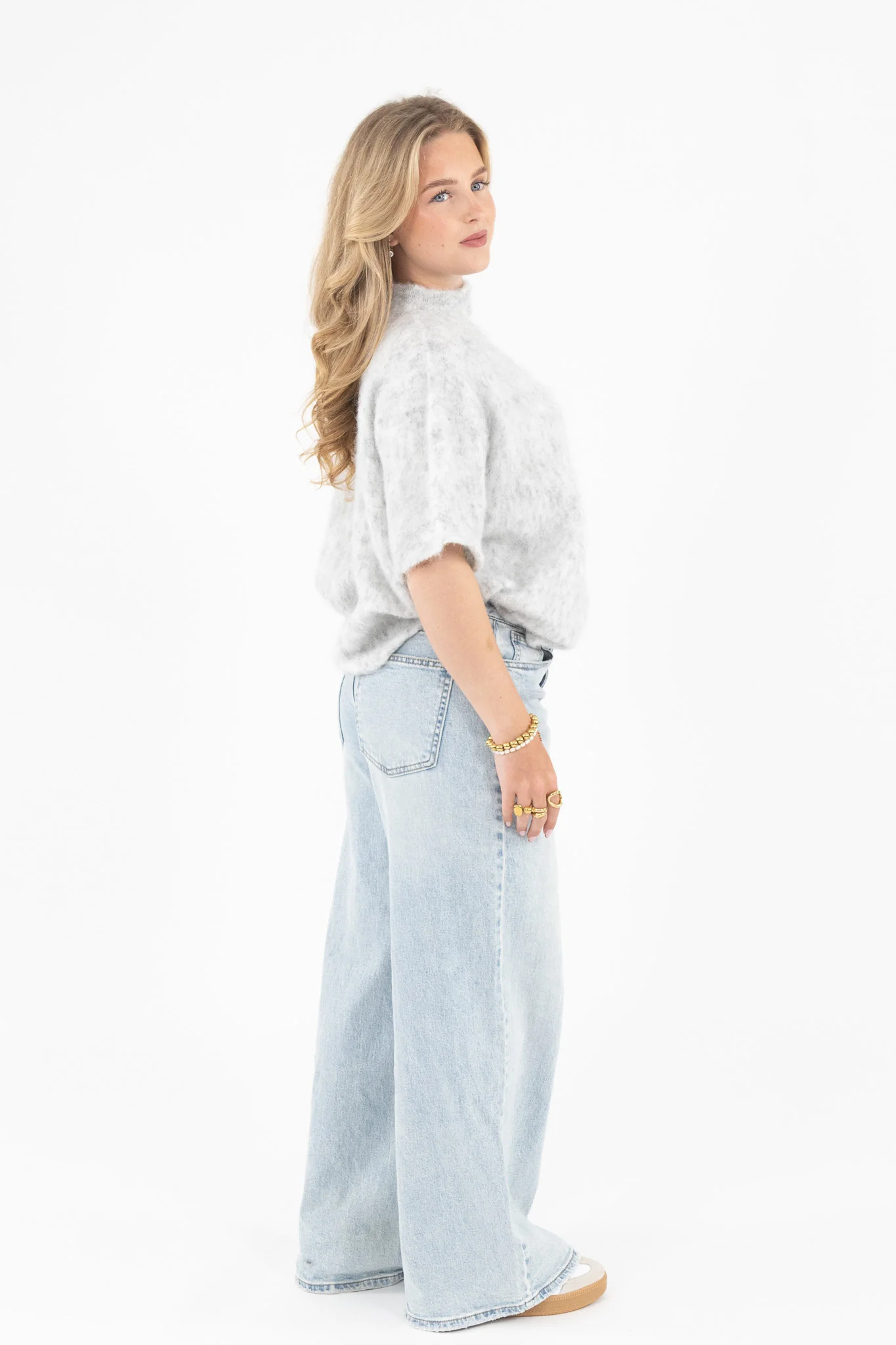 Cut Out Shoulder Knit - Image 12