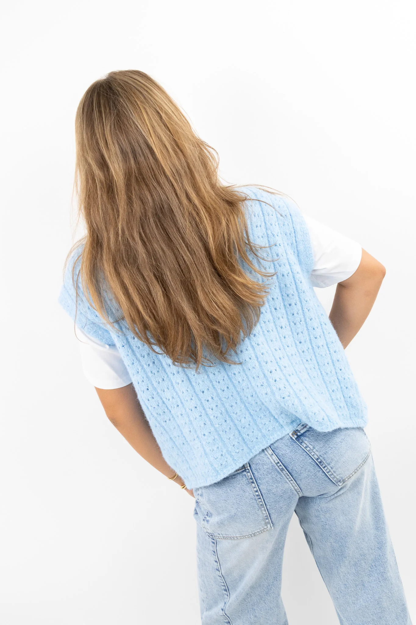 Dreamy Knit Gilet - Image 4
