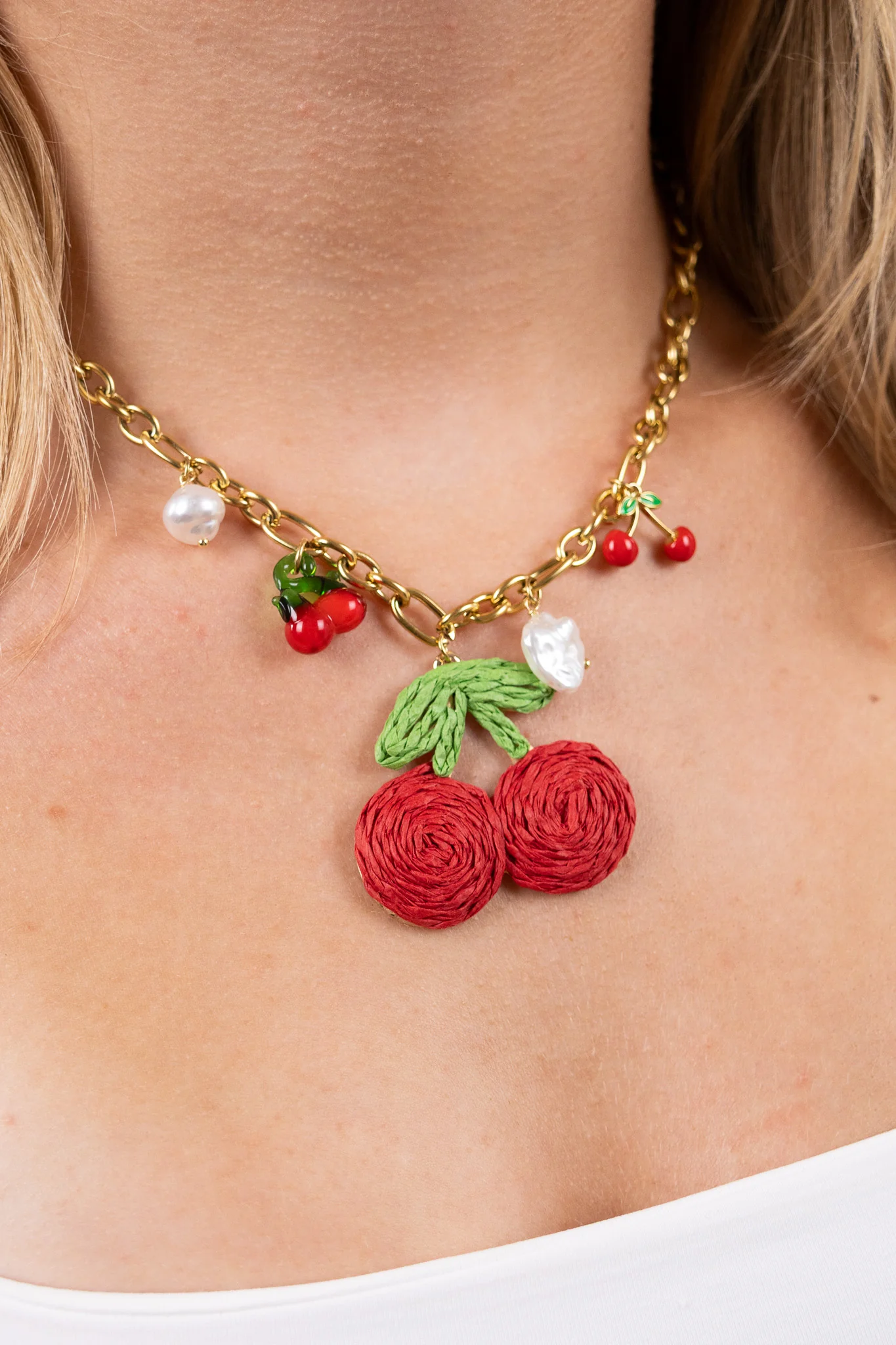 Cherry bomb necklace - Image 2