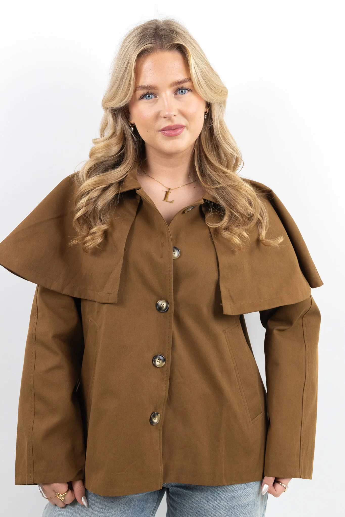 Elegant Cape Trench - Image 8