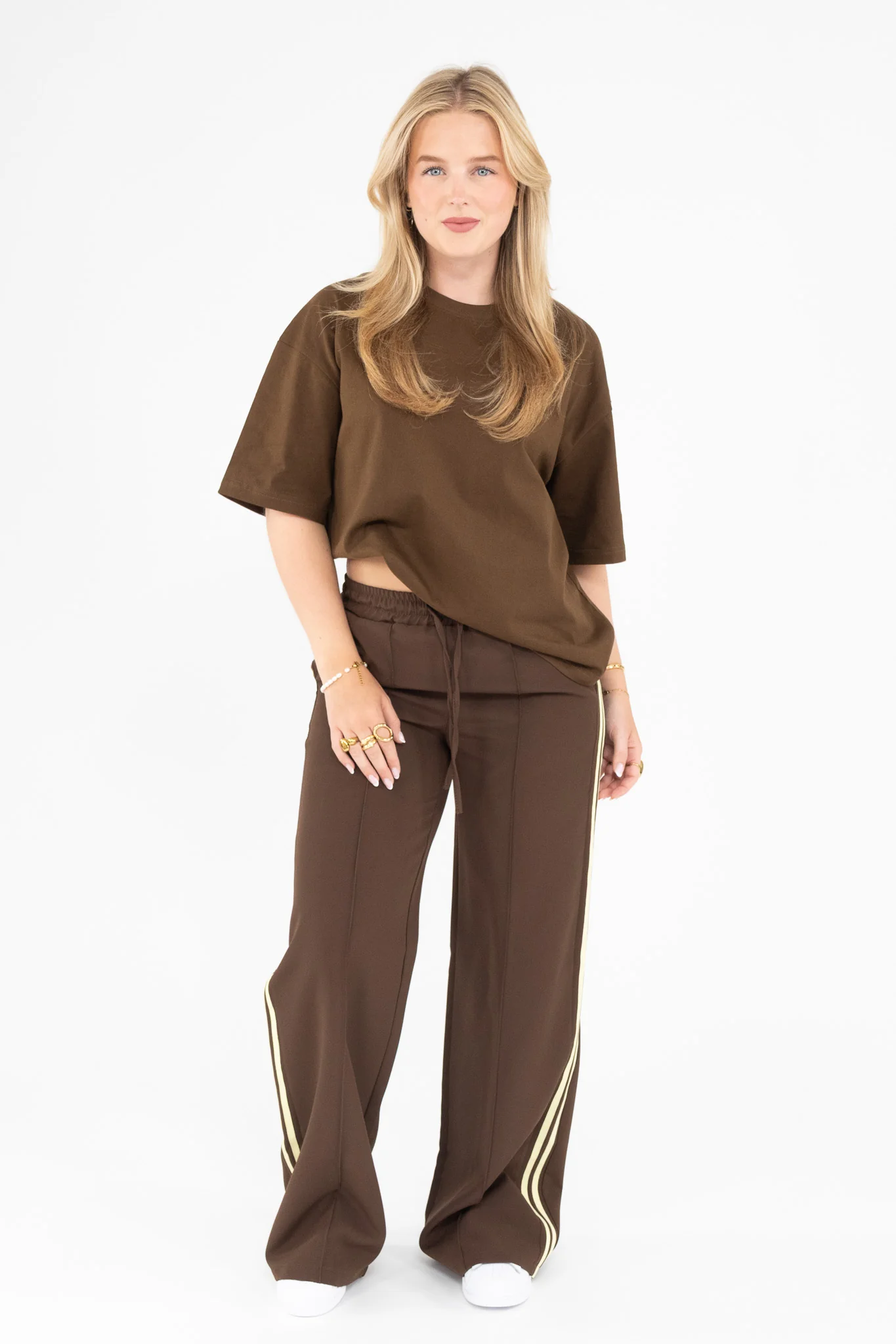 Élise Basic Tee - Image 7