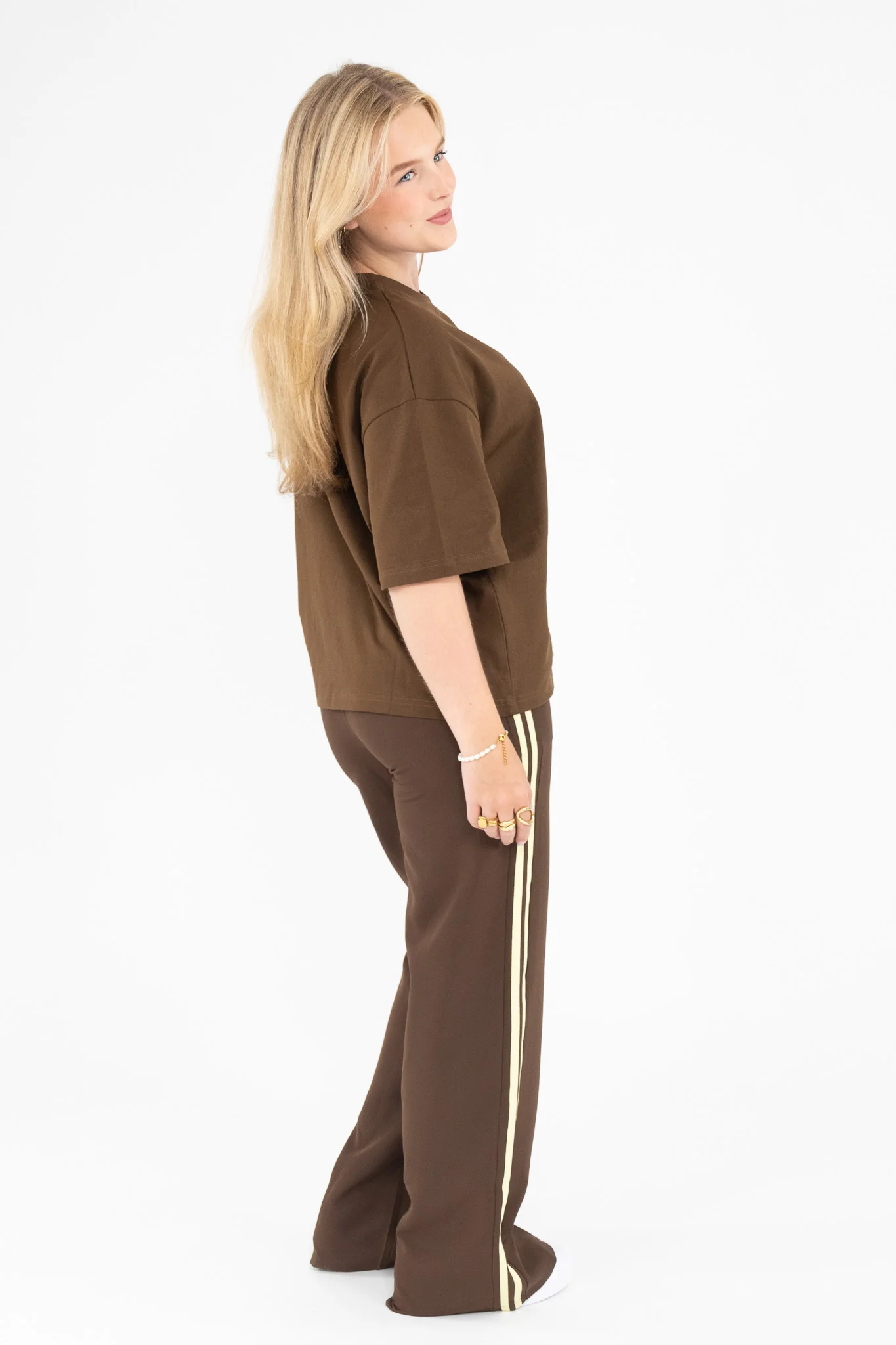 Élise Basic Tee - Image 9