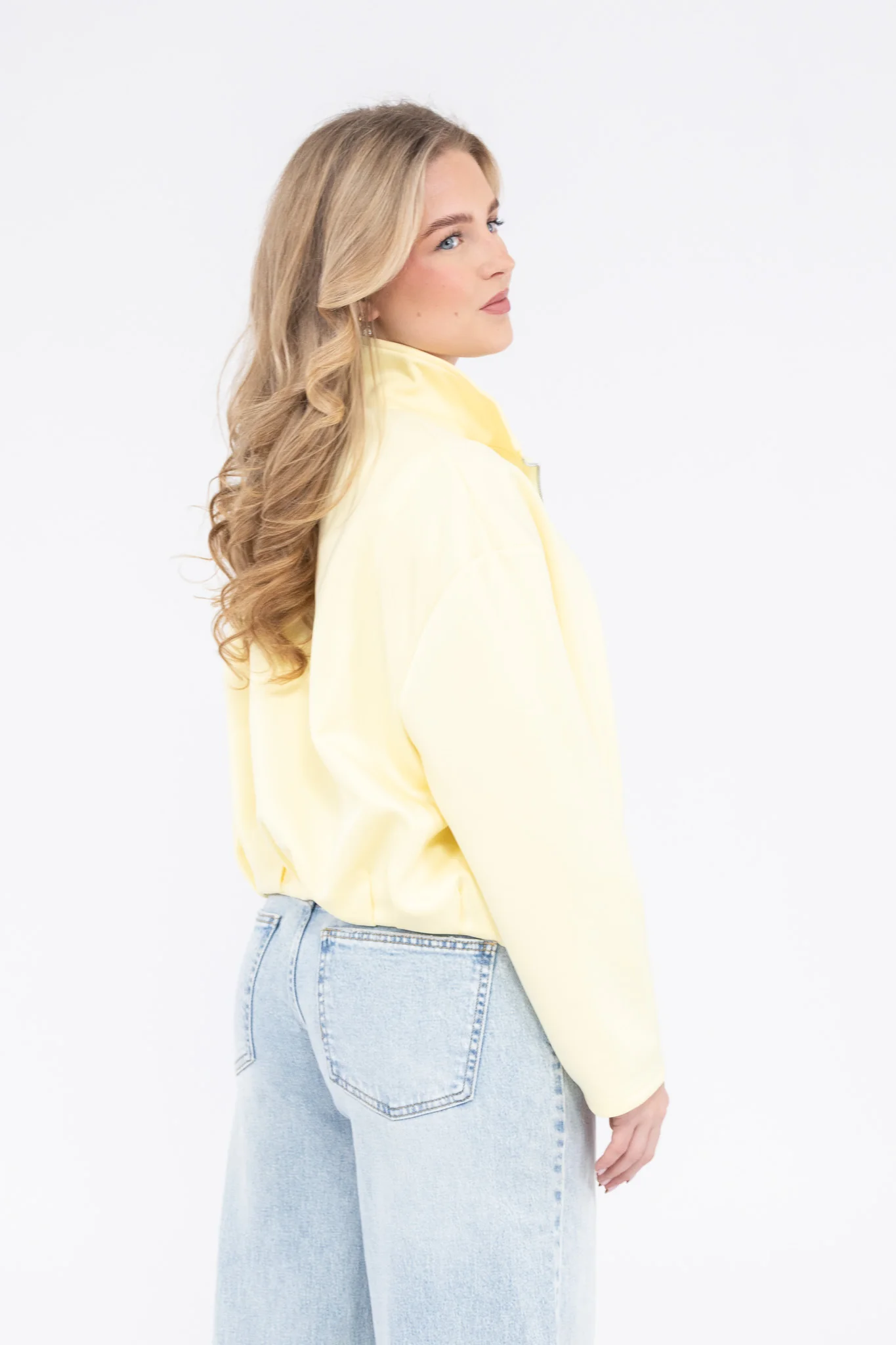 Essential zip vest - Image 13