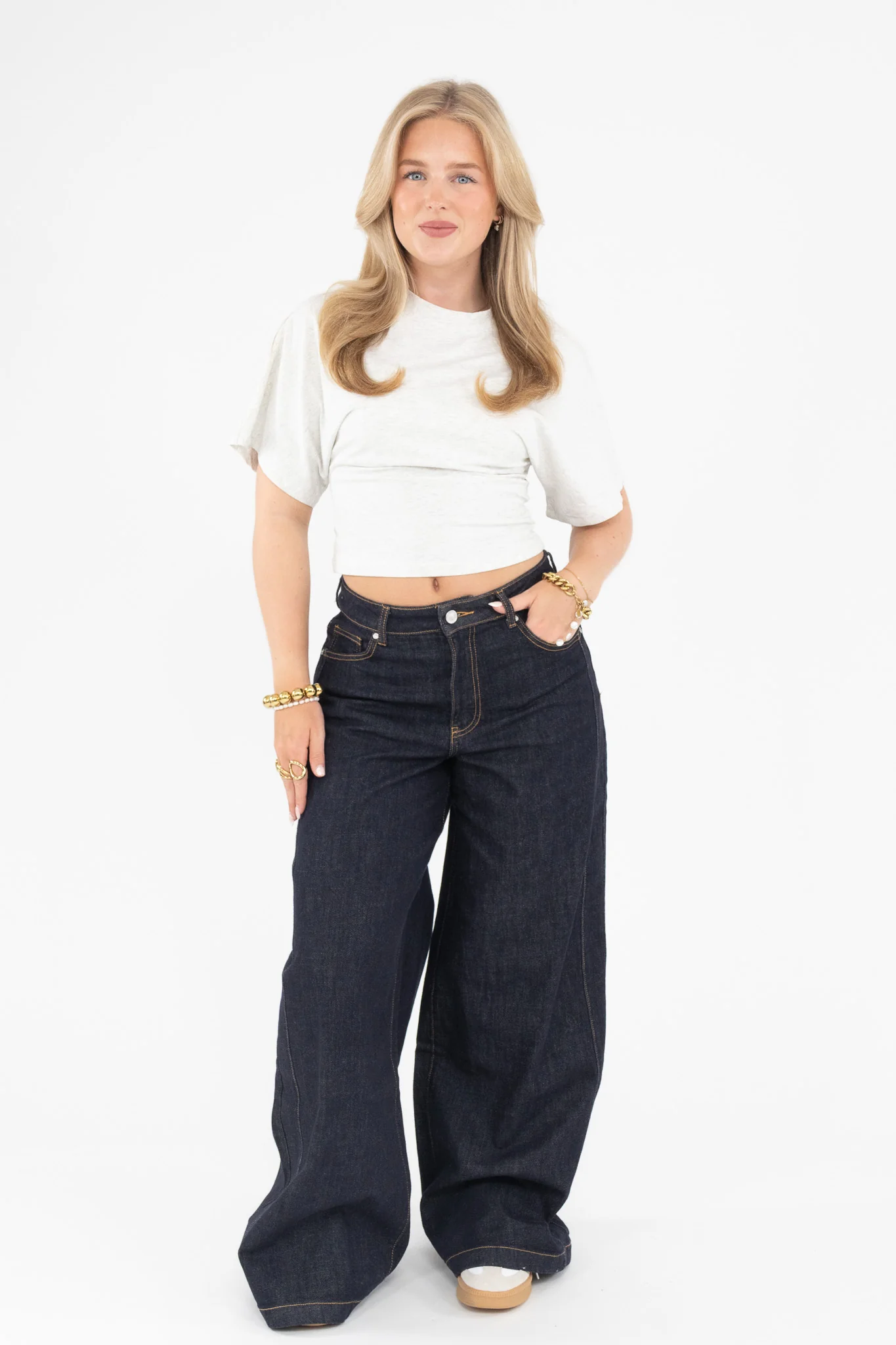 Fitted Cropped Top - Image 11