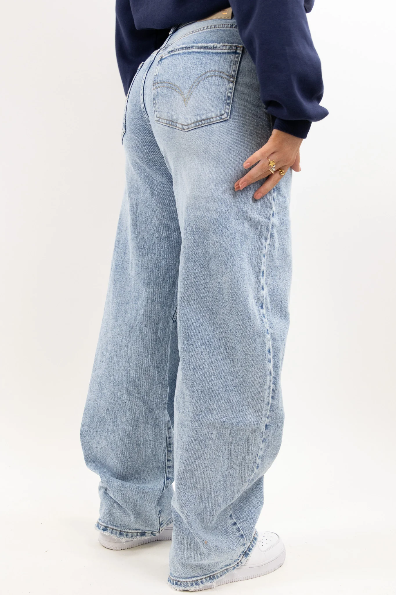Gaia balloon jeans - Image 34