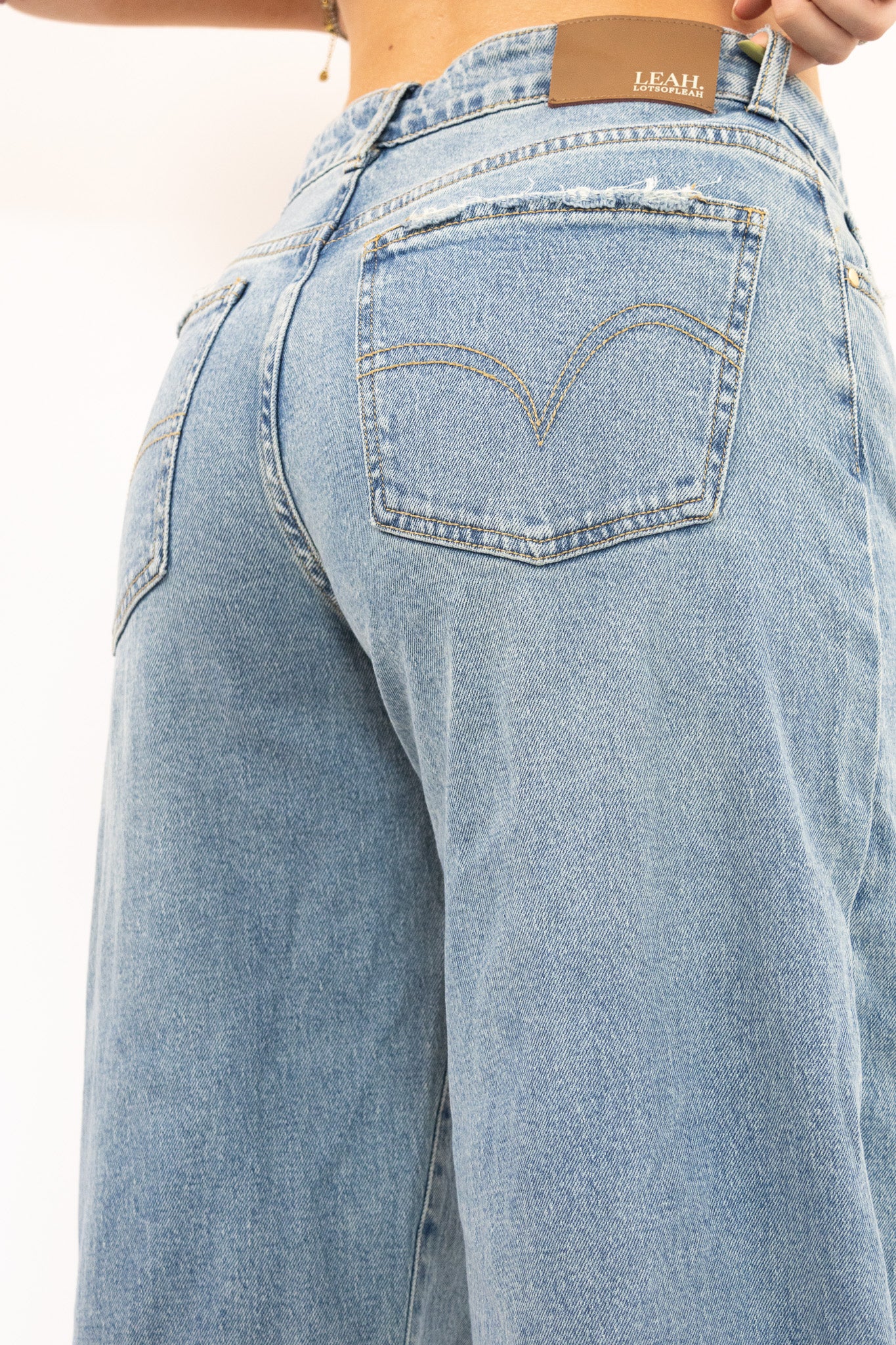 Gaia balloon jeans - Image 43