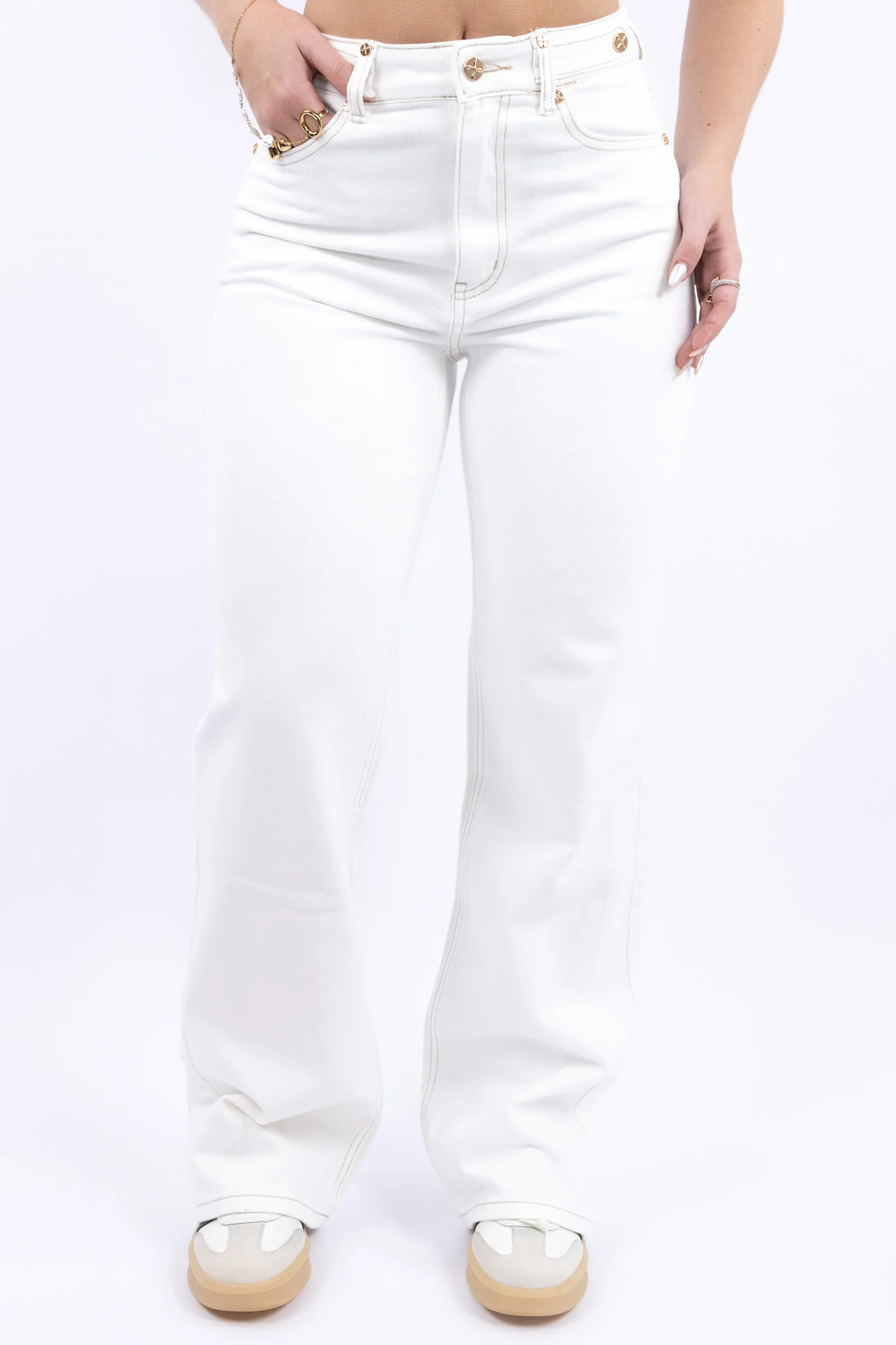 High Waist Wide Leg Jeans - Image 3