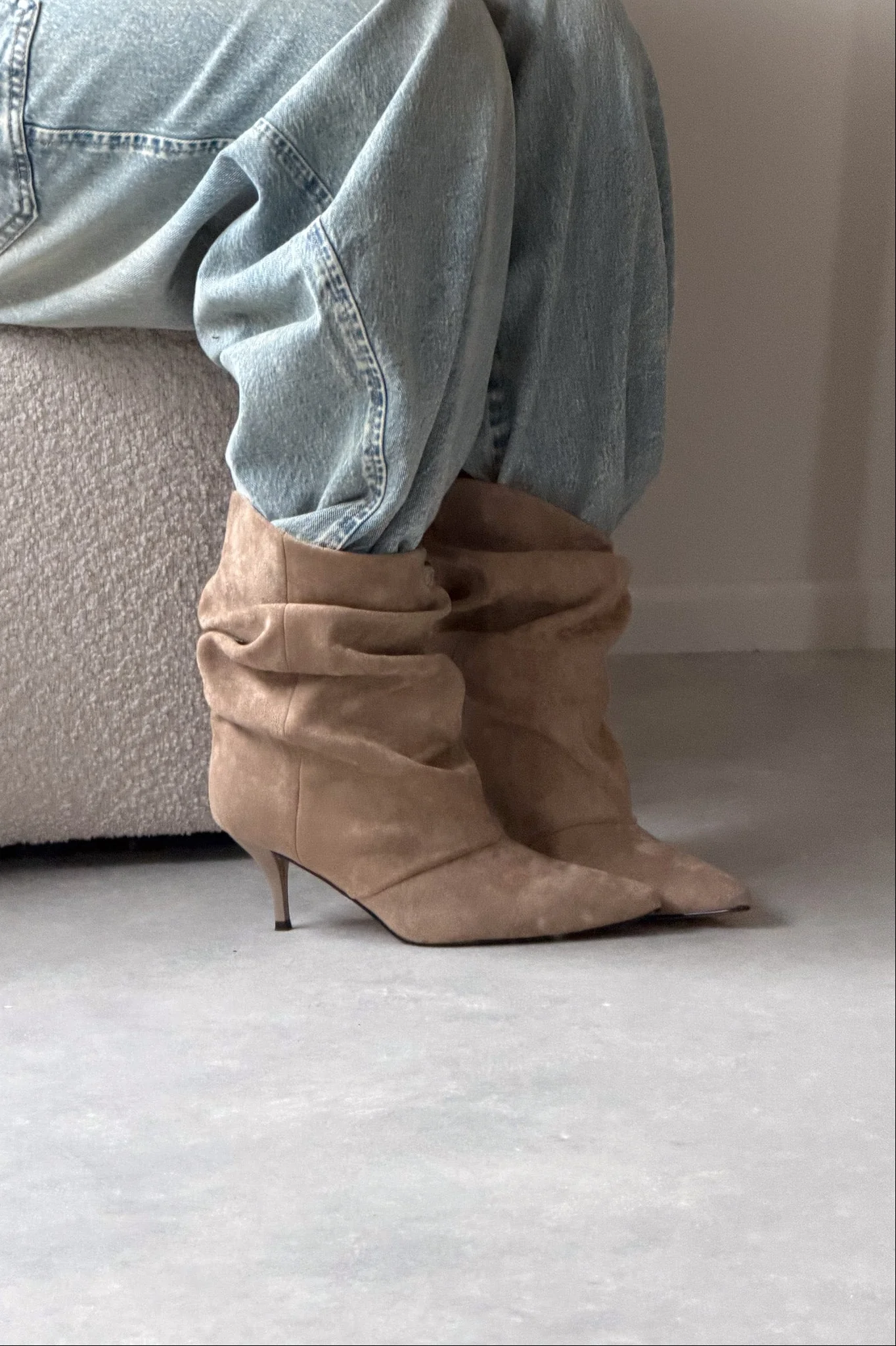 Iconic Suede Slouch Heels - Image 12