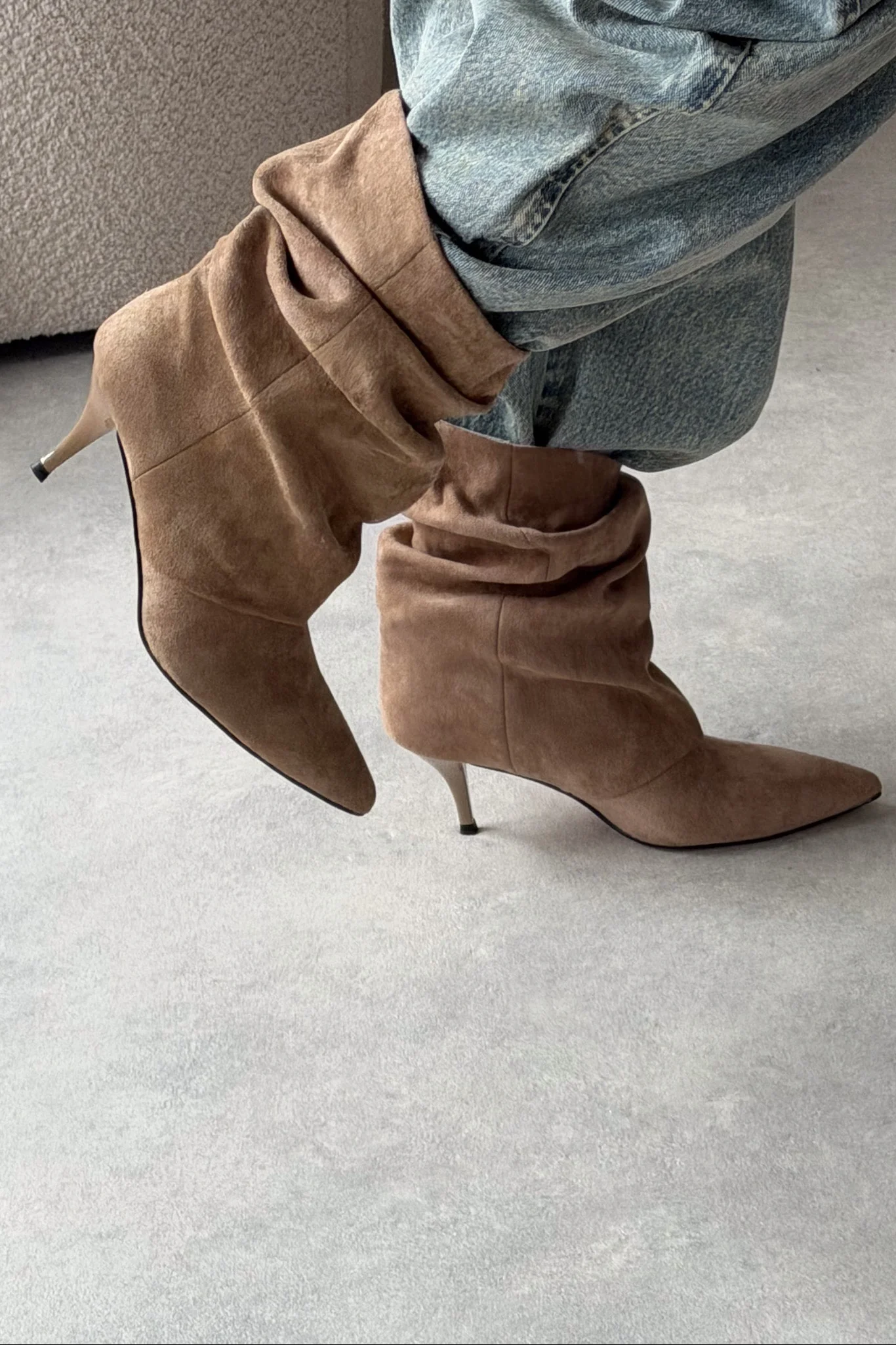 Iconic Suede Slouch Heels - Image 13