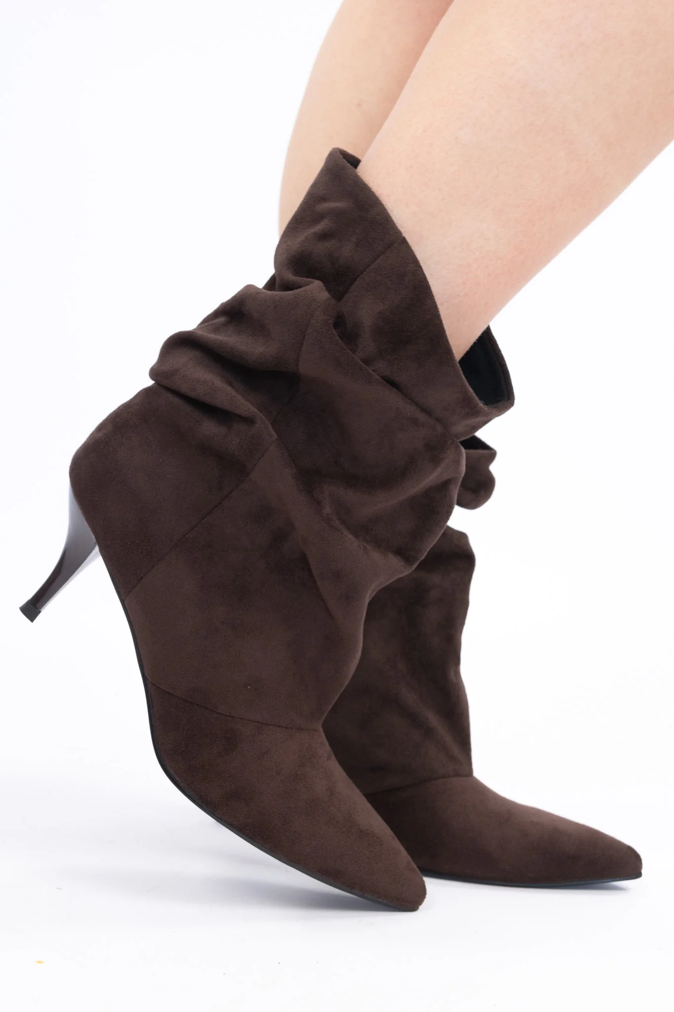 Iconic Suede Slouch Heels - Image 5