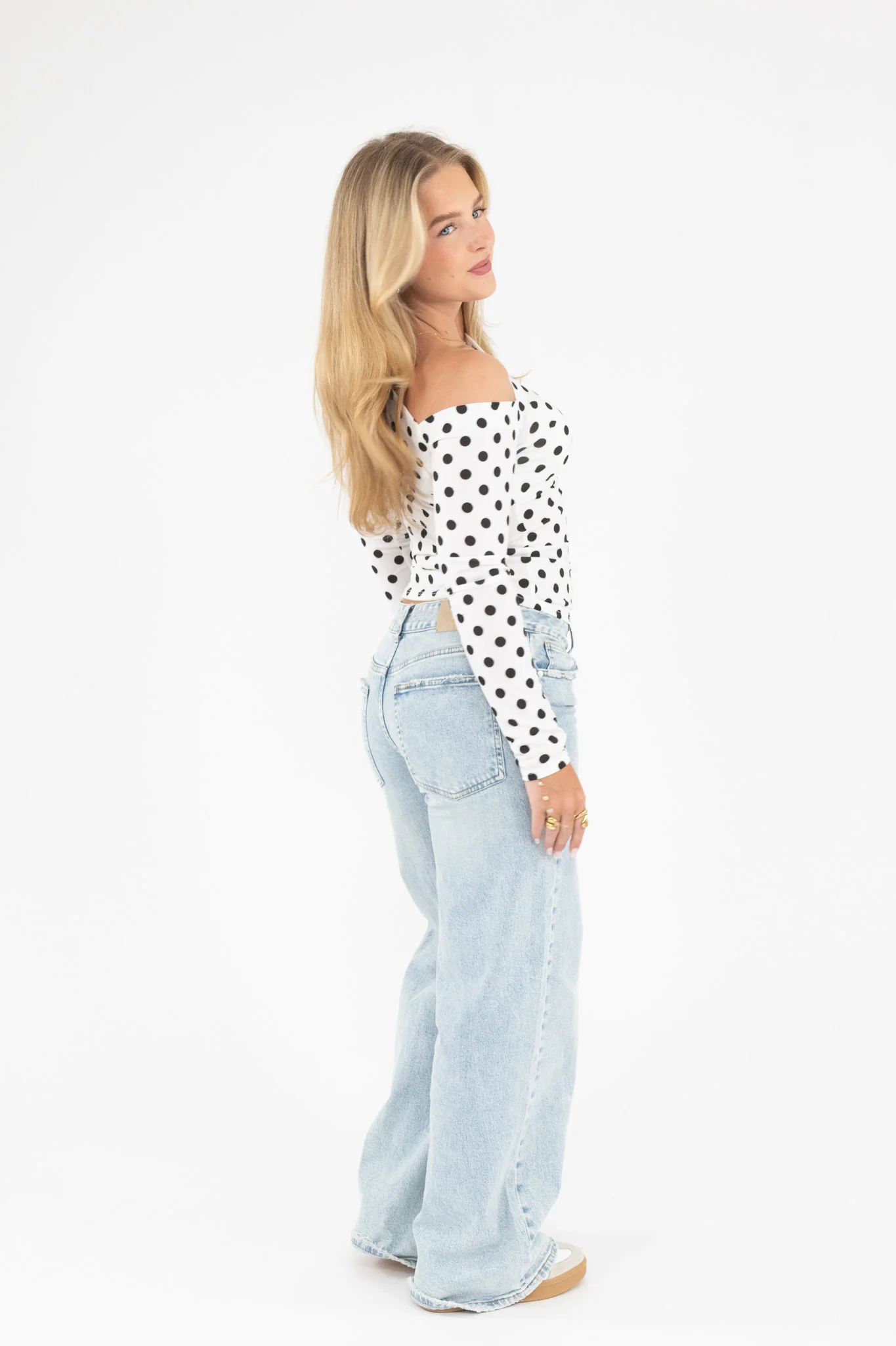 Low Waist Baggy Jeans - Image 3