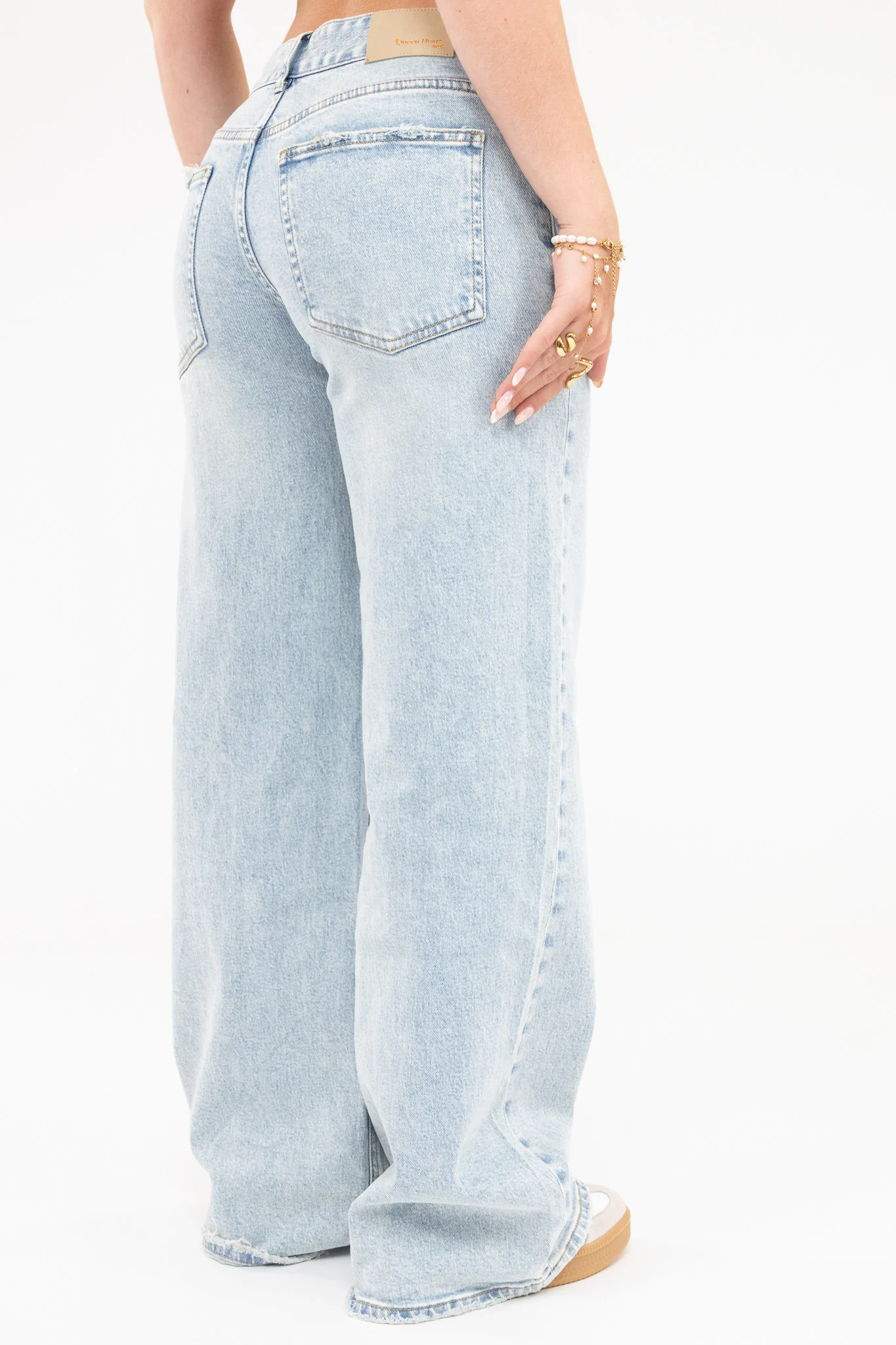 Low Waist Baggy Jeans - Image 4