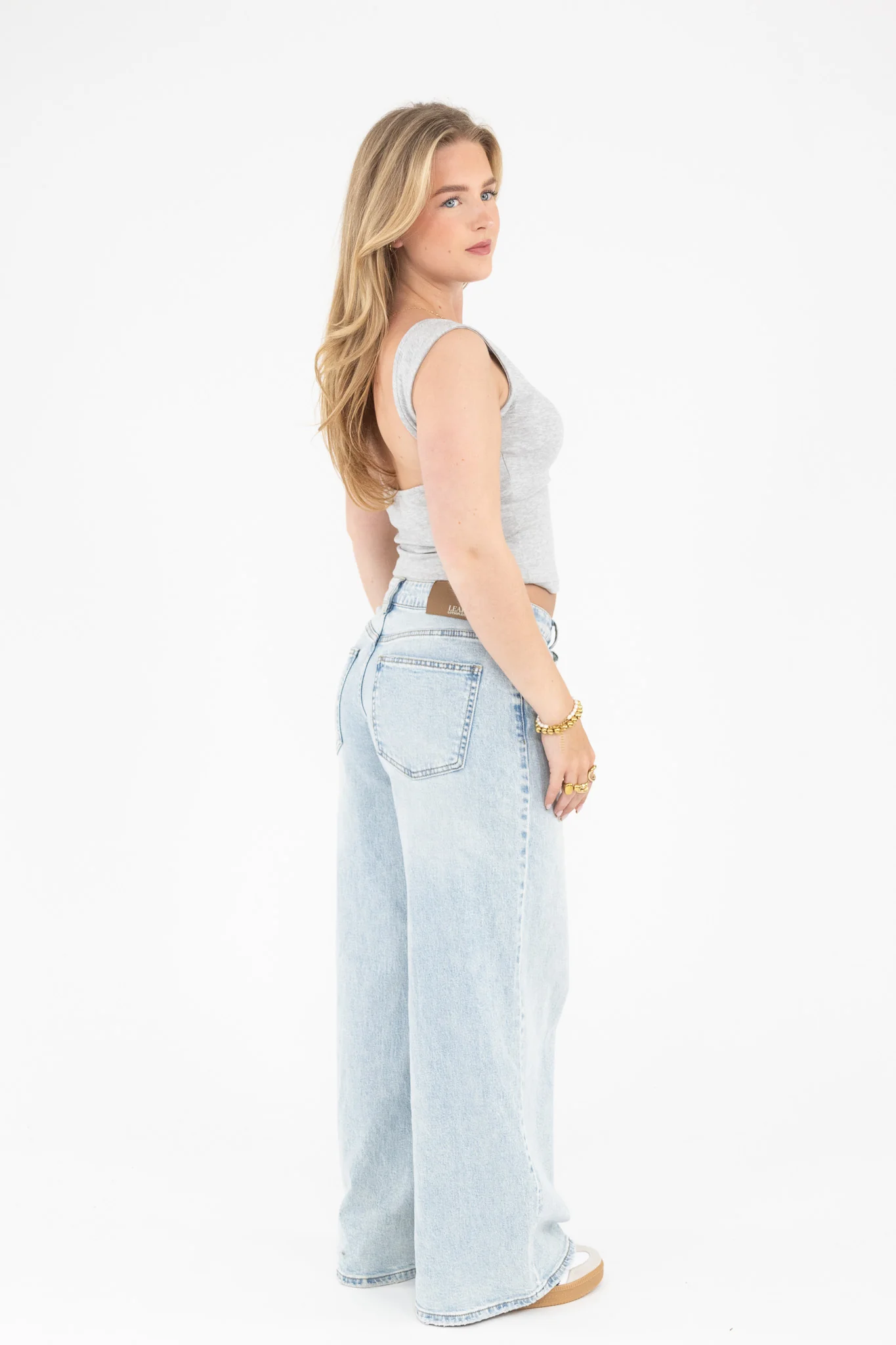Open Back Fitted Top - Image 12