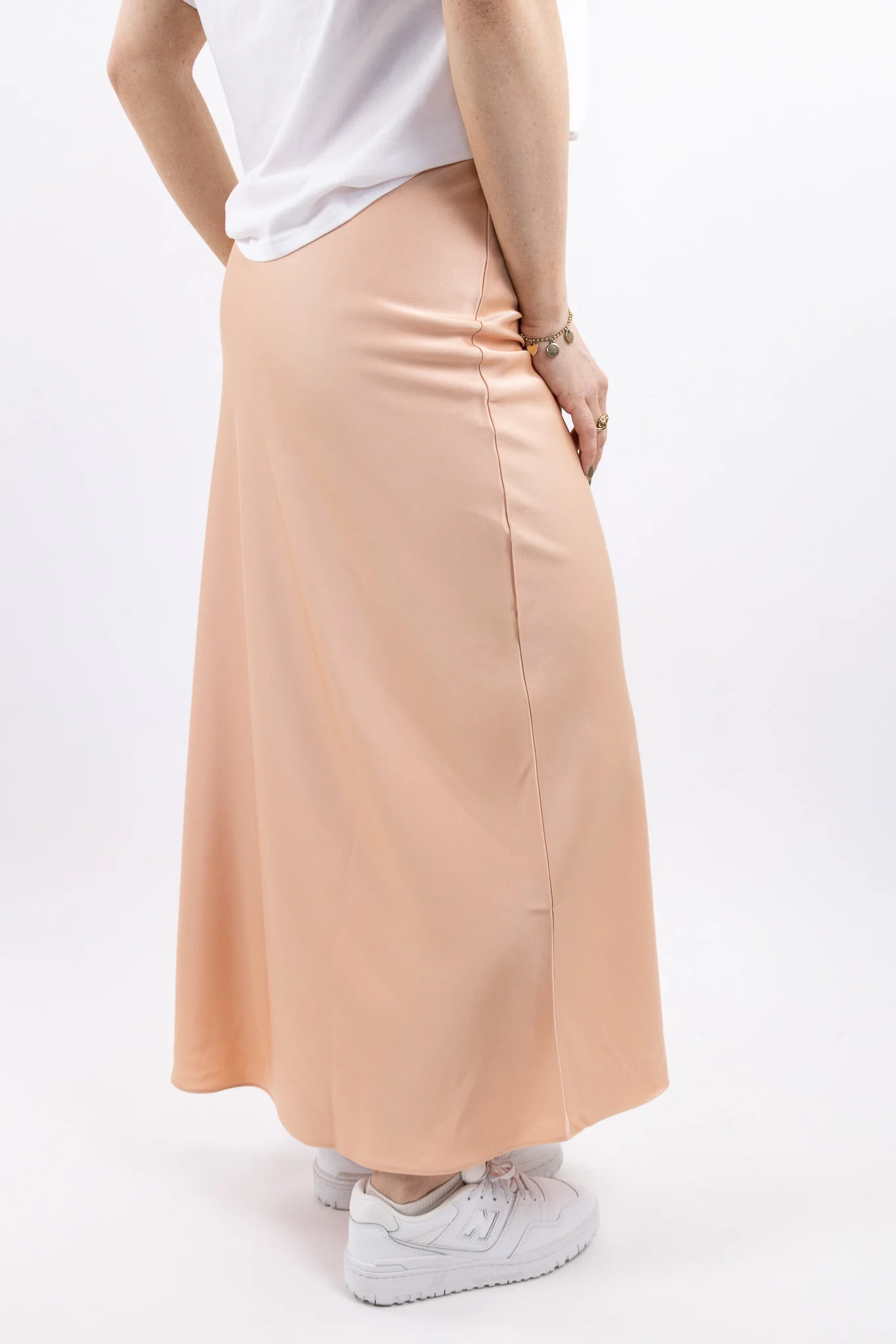 Rae satin skirt - Image 2
