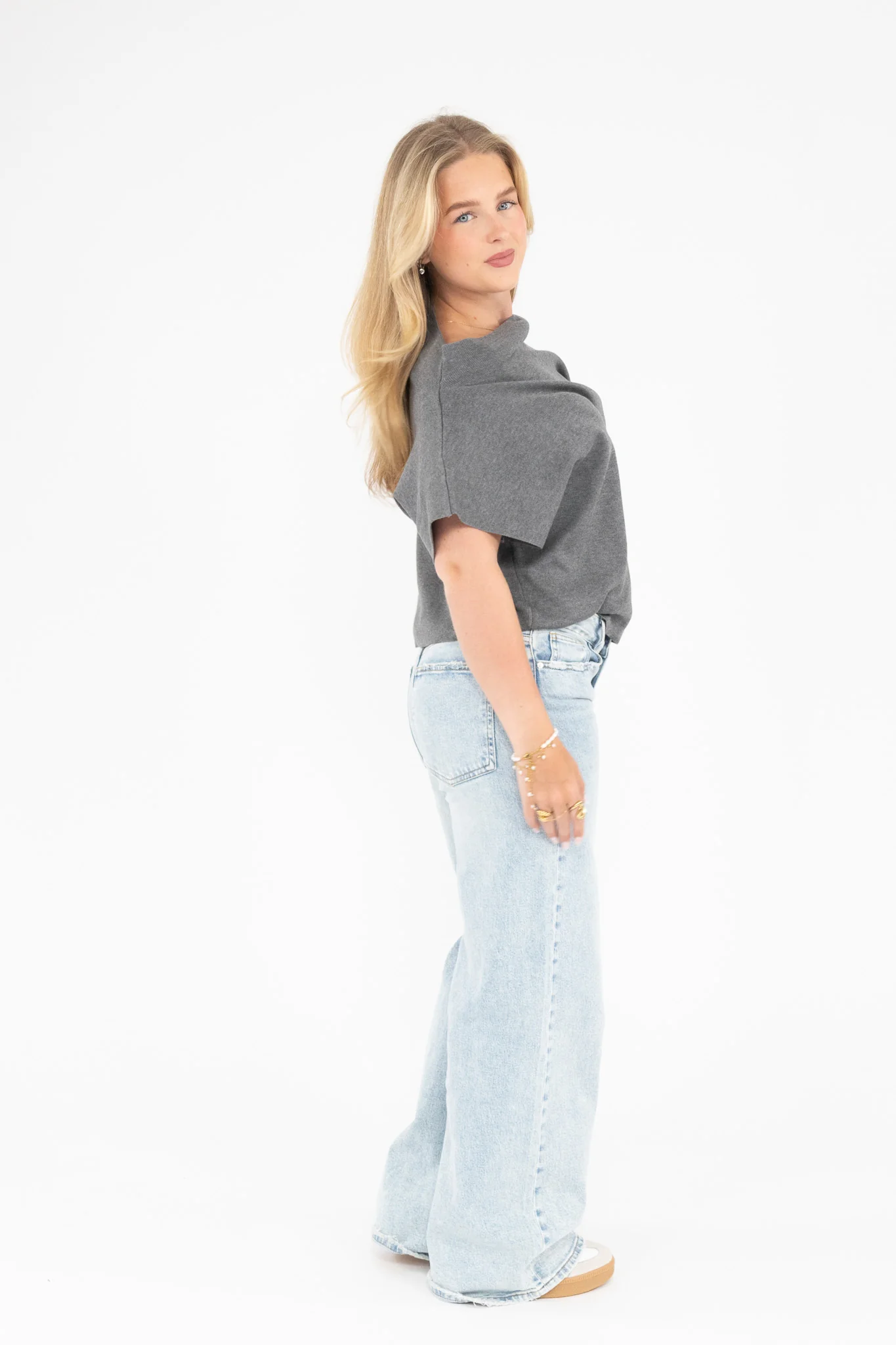 Scandi Minimal Knit - Image 2
