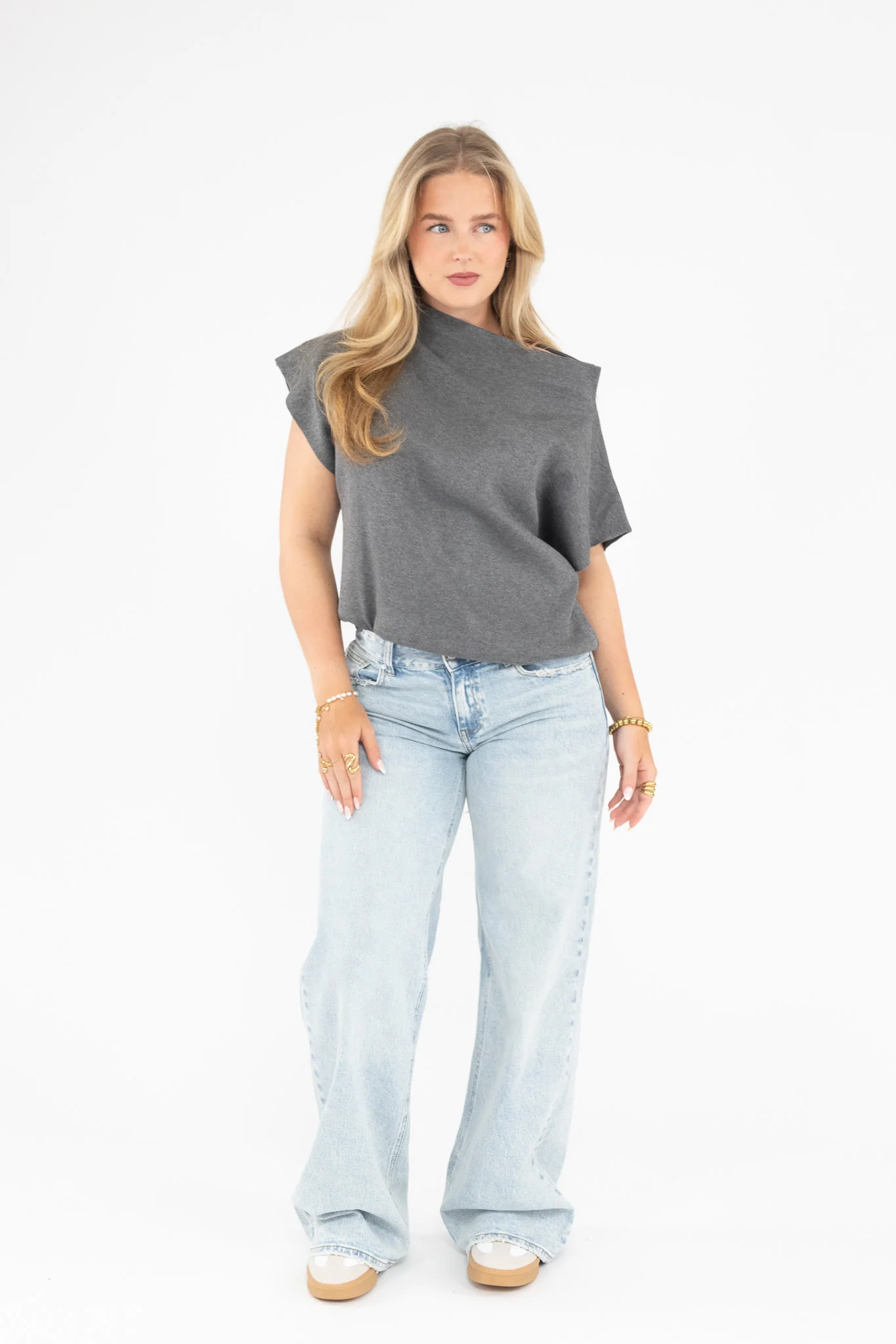 Scandi Minimal Knit - Image 3