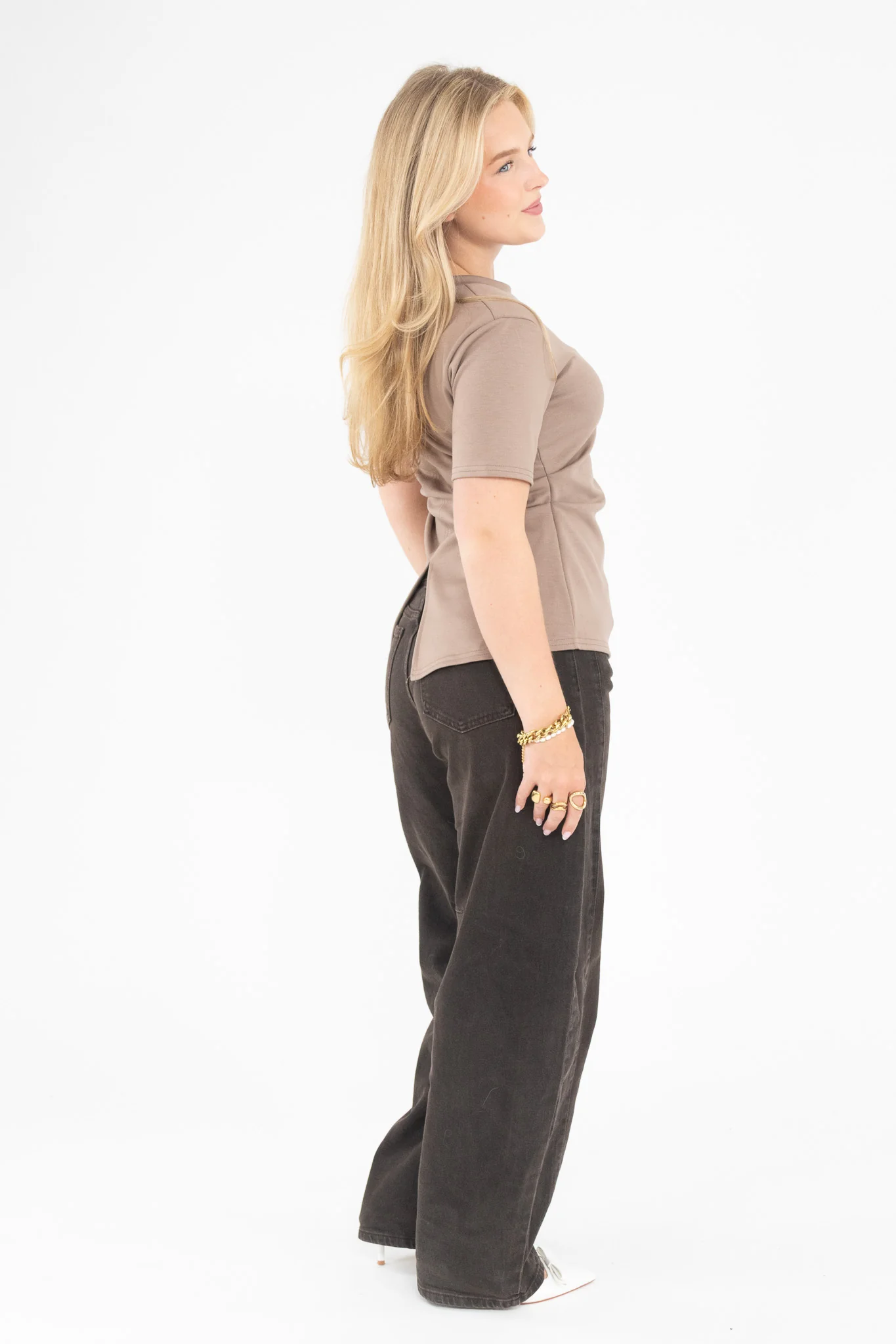Shaped Basic T-Shirt - Image 11